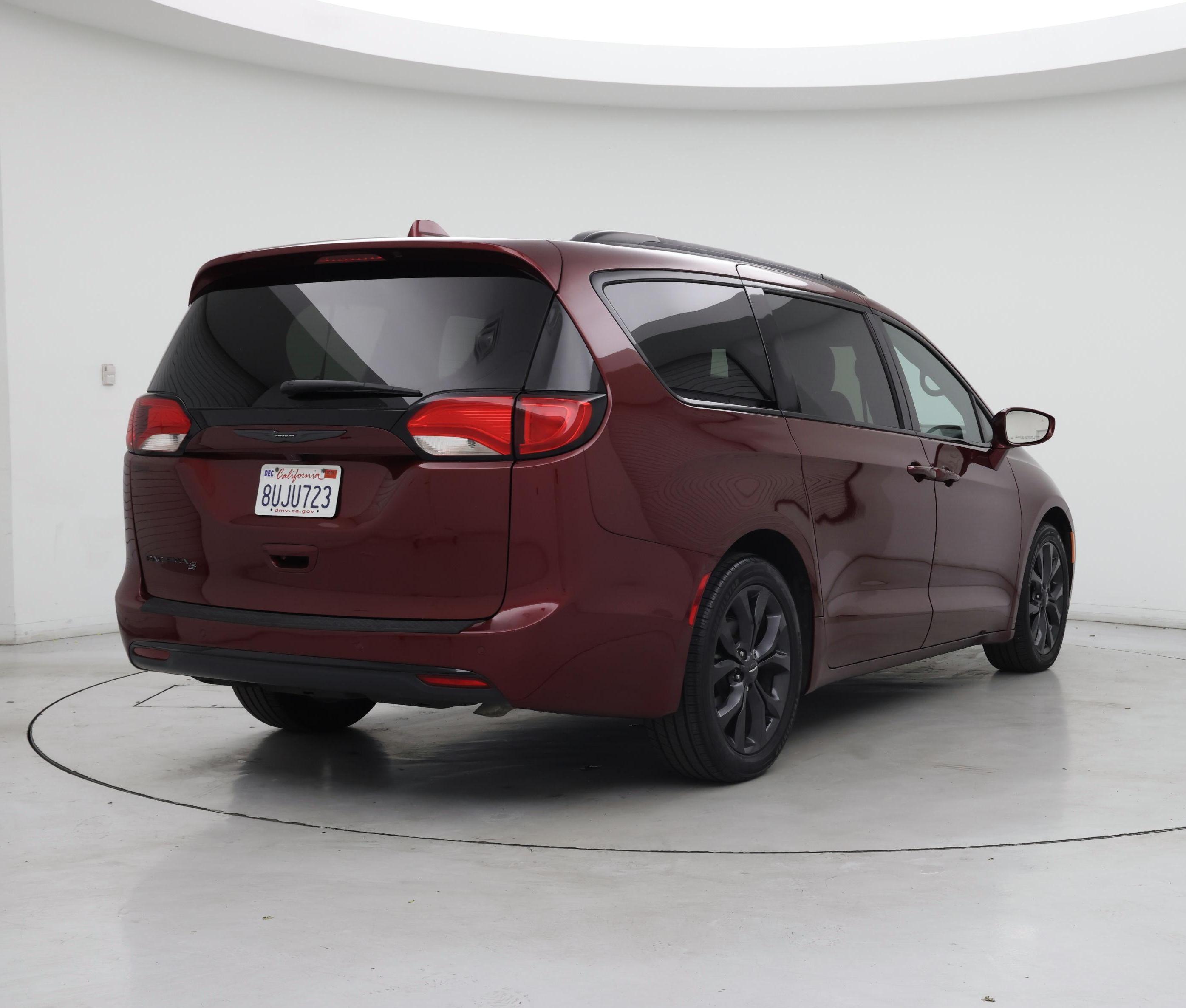 Thumbnail: 2020 Chrysler Pacifica - 8