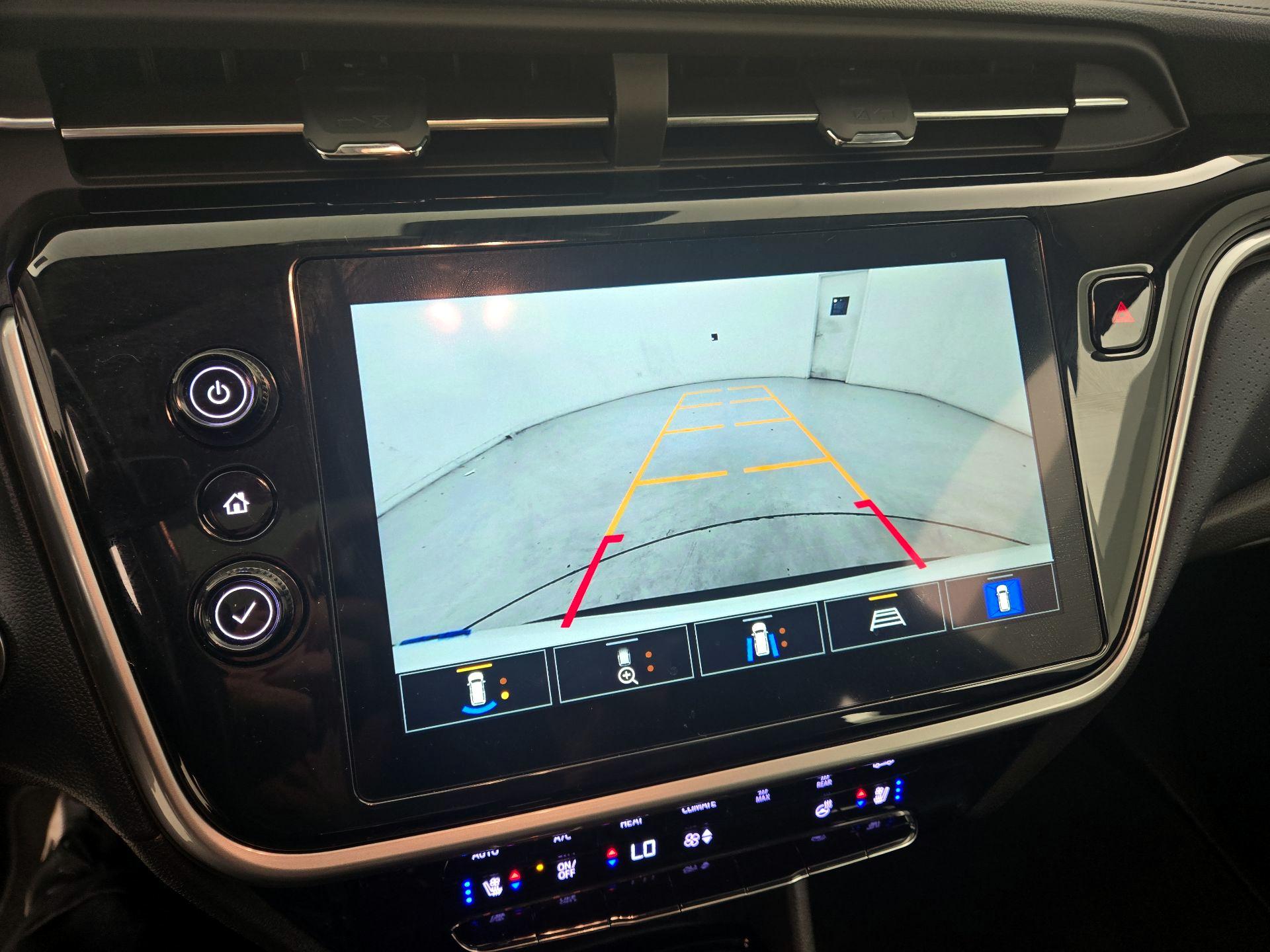 Thumbnail: 2023 Chevrolet Bolt EUV - 15