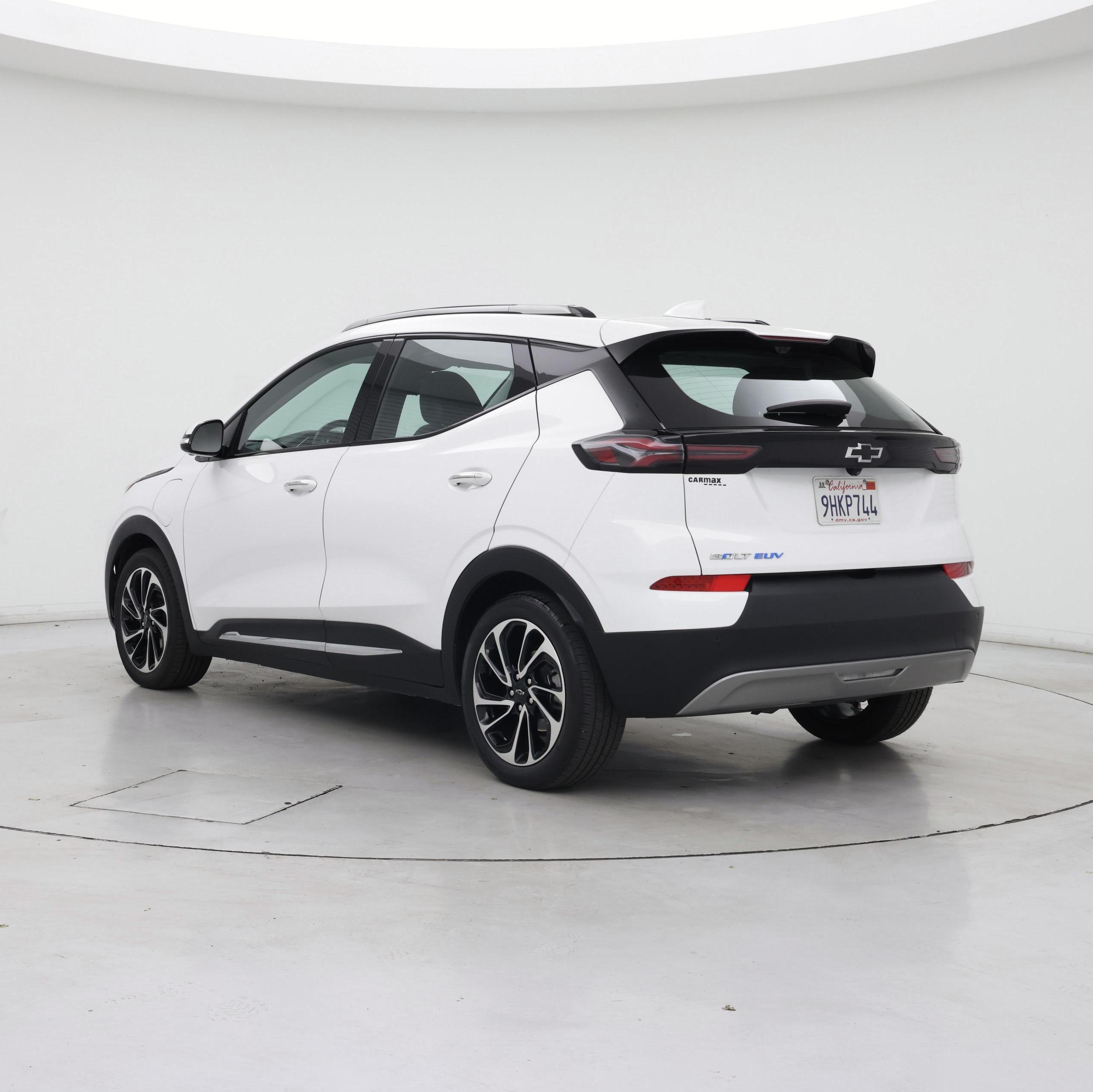 Thumbnail: 2023 Chevrolet Bolt EUV - 2