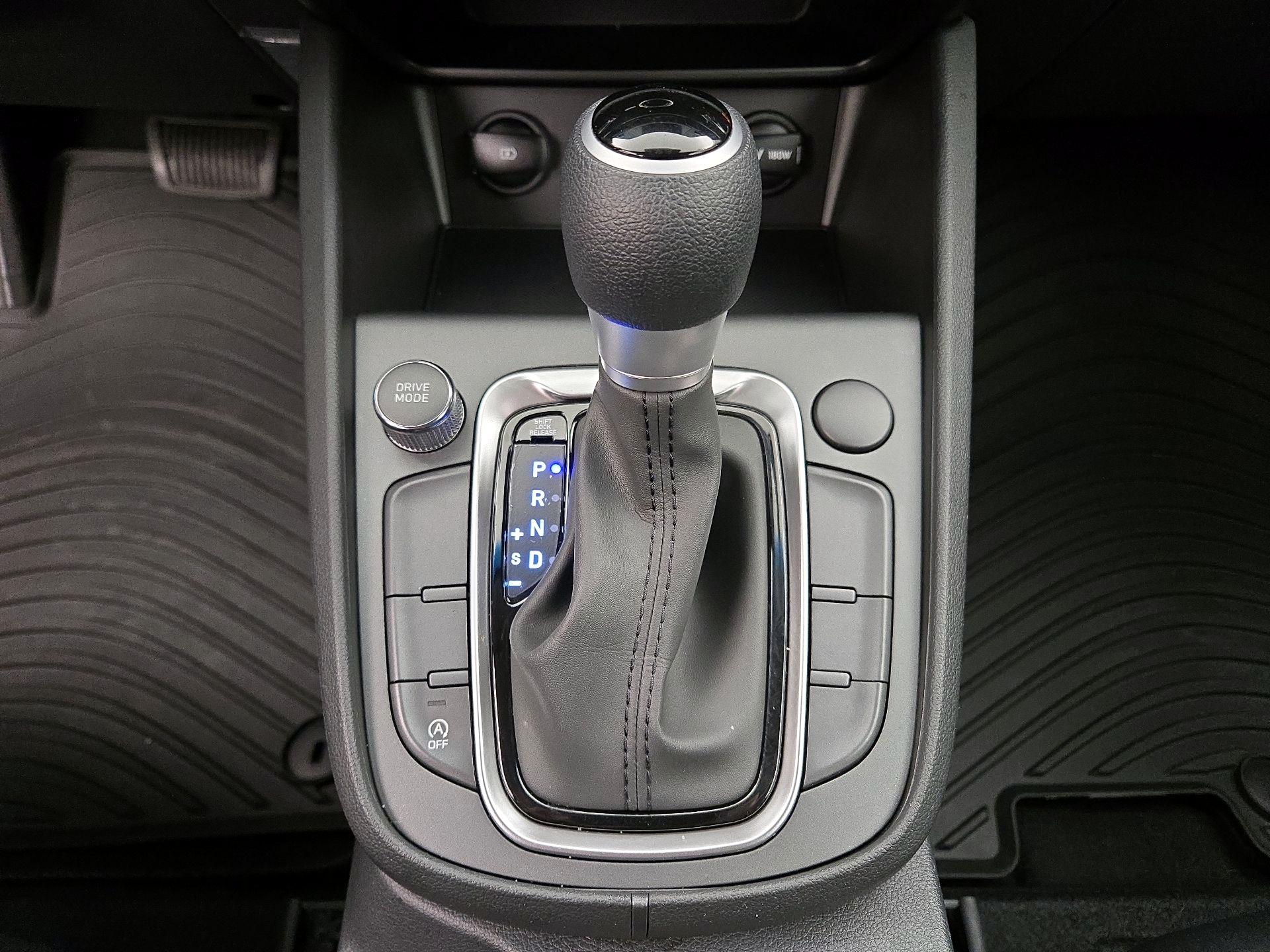 Thumbnail: 2022 Hyundai Kona - 17