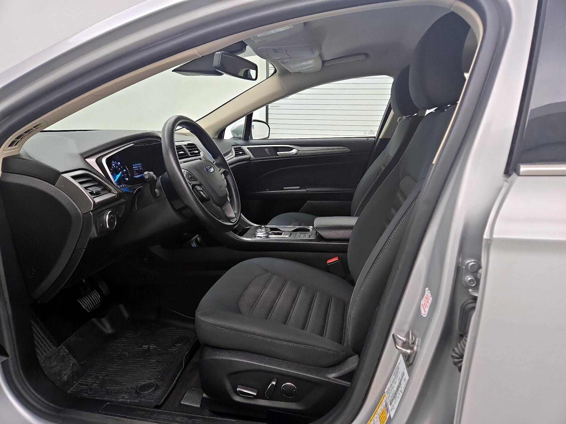 Thumbnail: 2019 Ford Fusion - 11