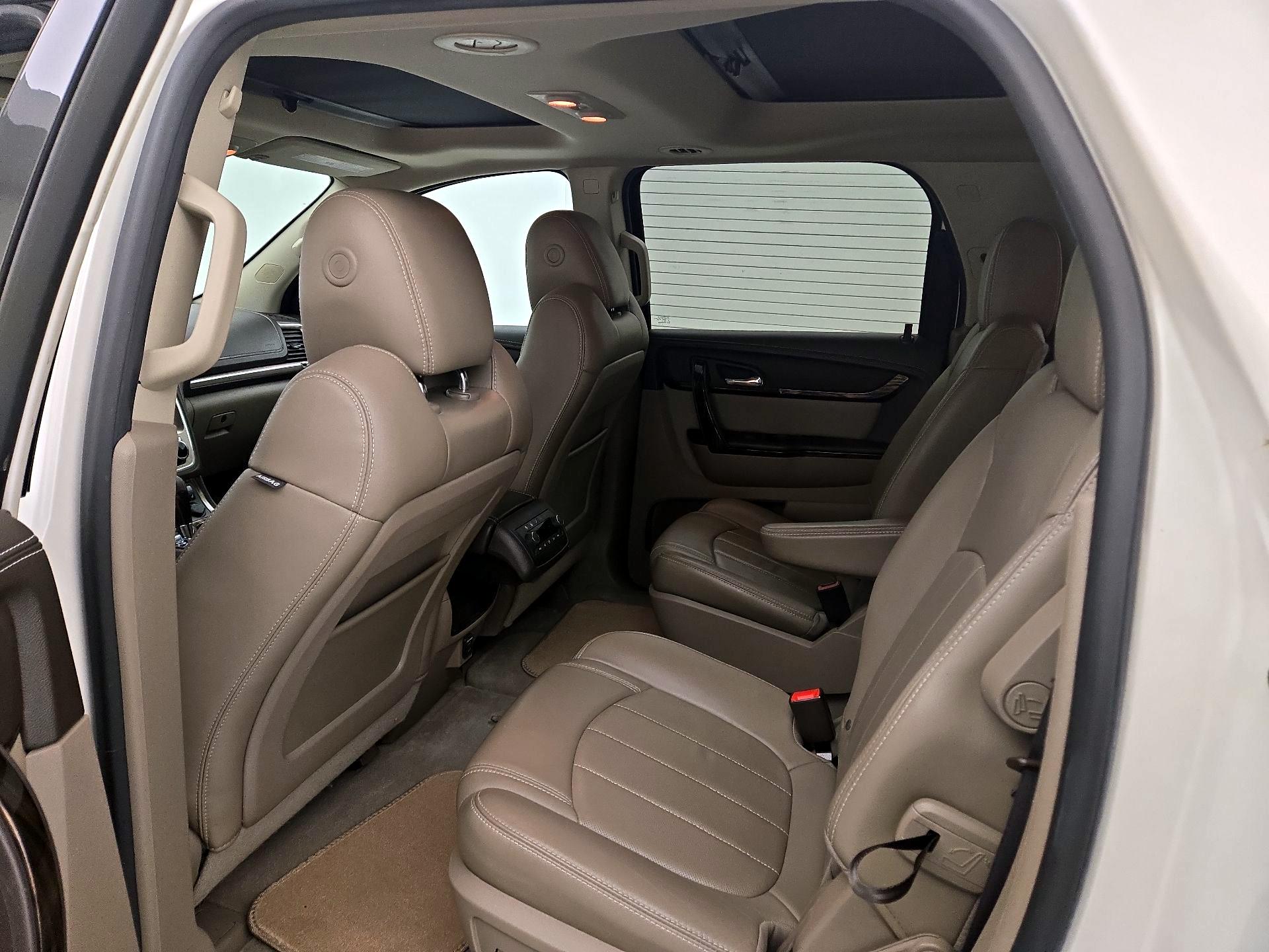 Thumbnail: 2014 GMC Acadia - 19