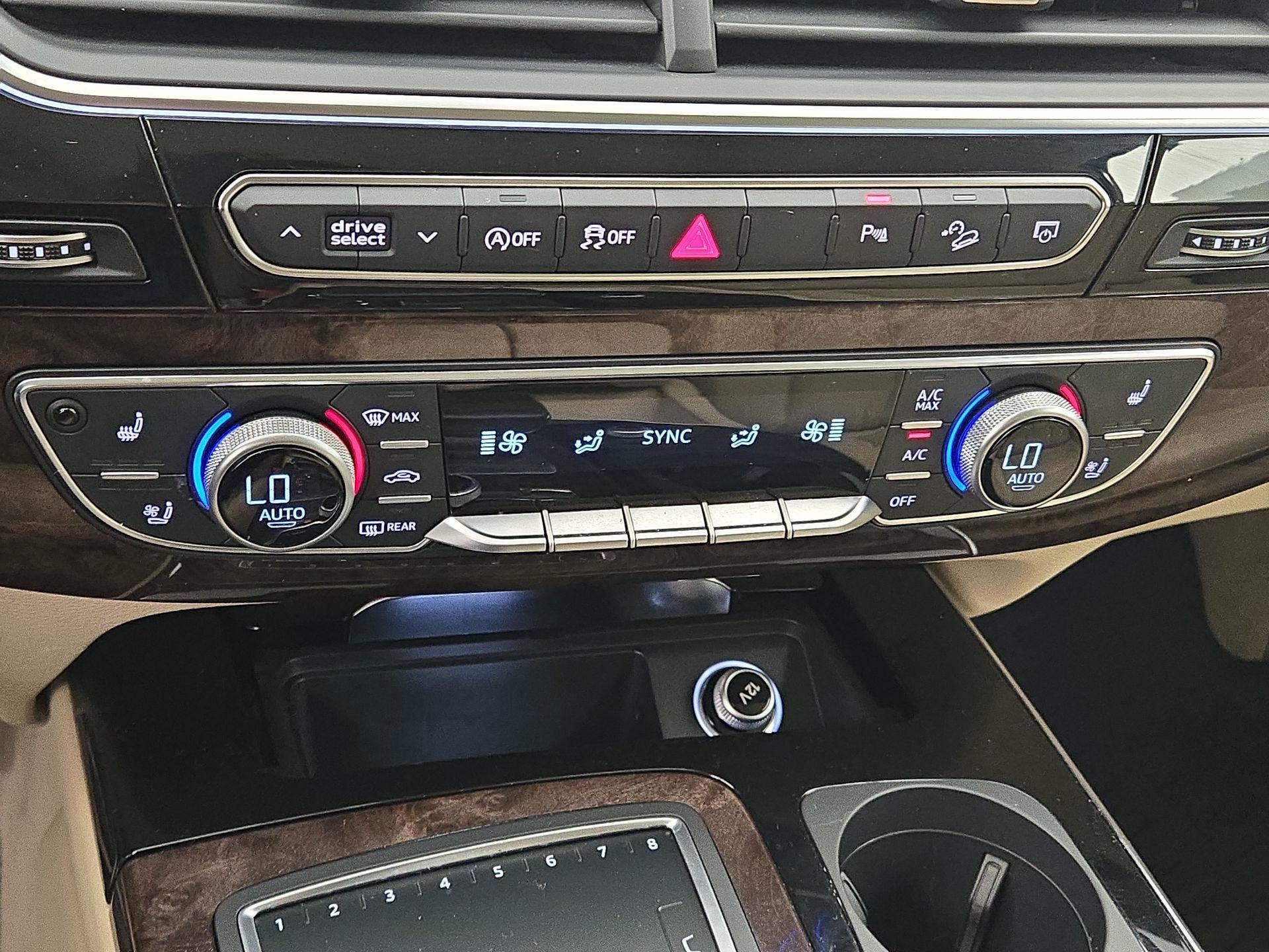 Thumbnail: 2019 Audi Q7 - 17