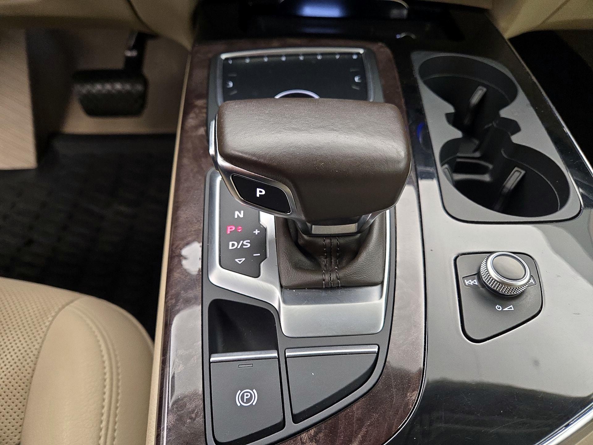 Thumbnail: 2019 Audi Q7 - 18