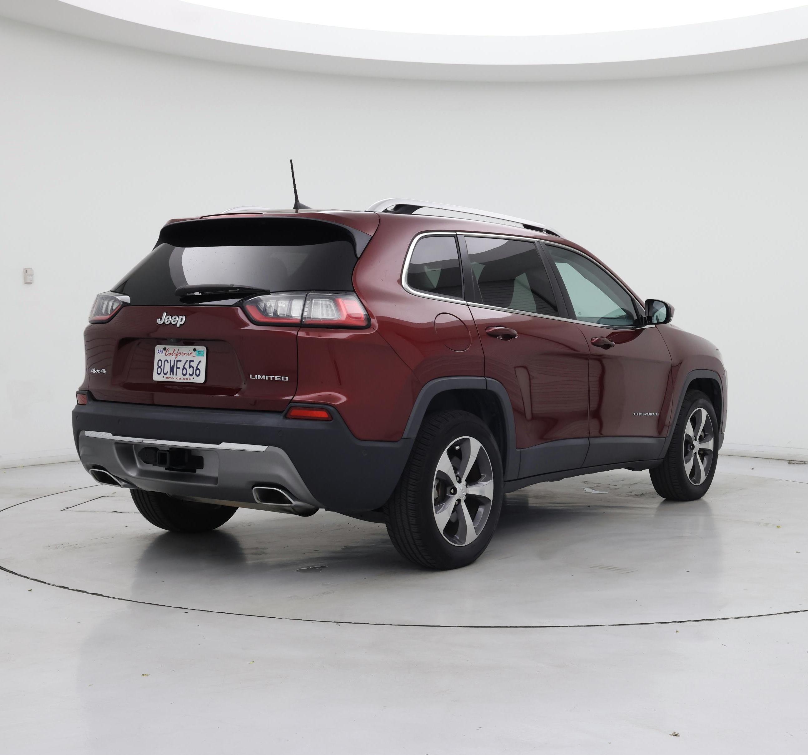 Thumbnail: 2019 Jeep Cherokee - 8