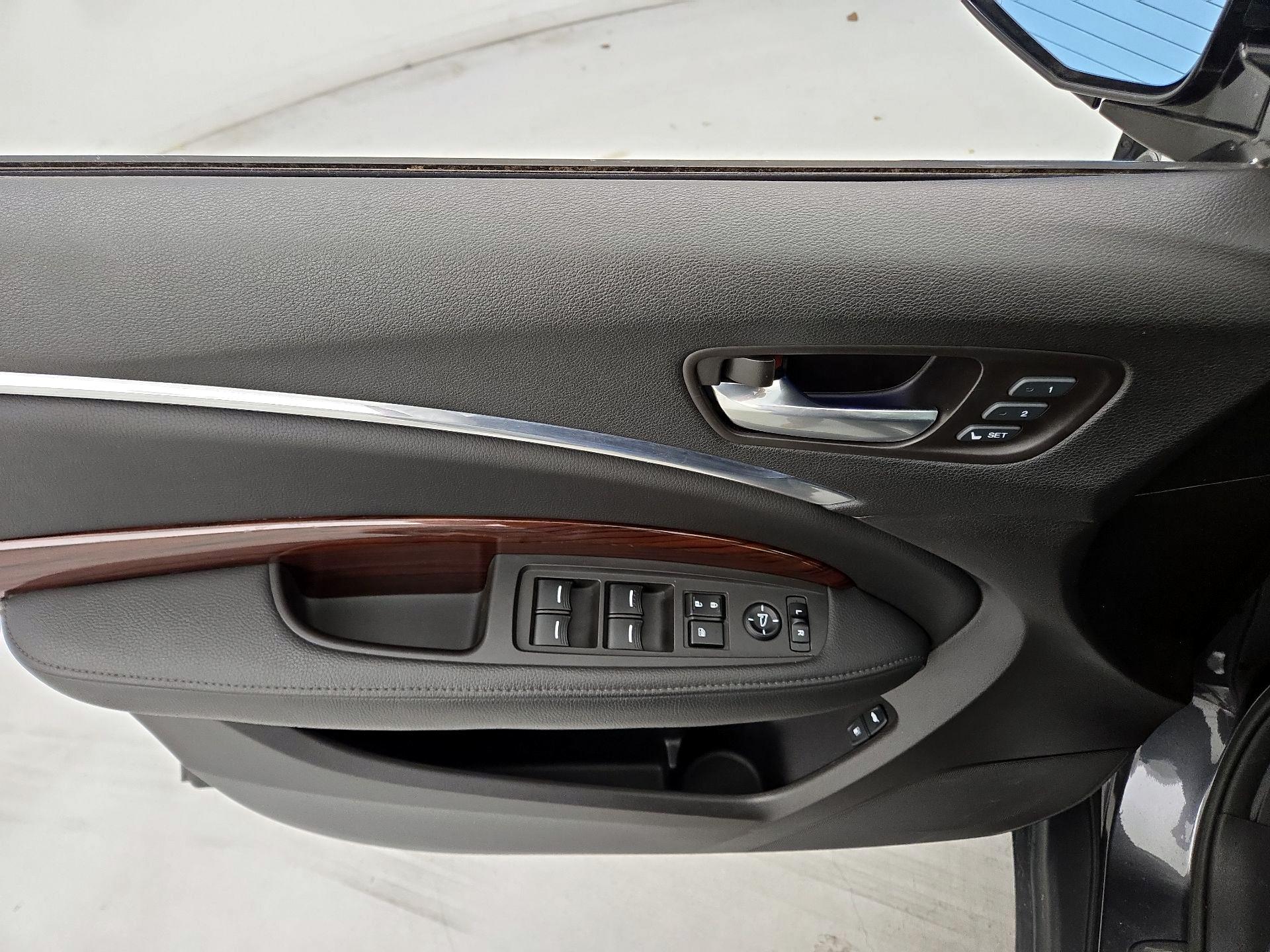 Thumbnail: 2016 Acura MDX - 12