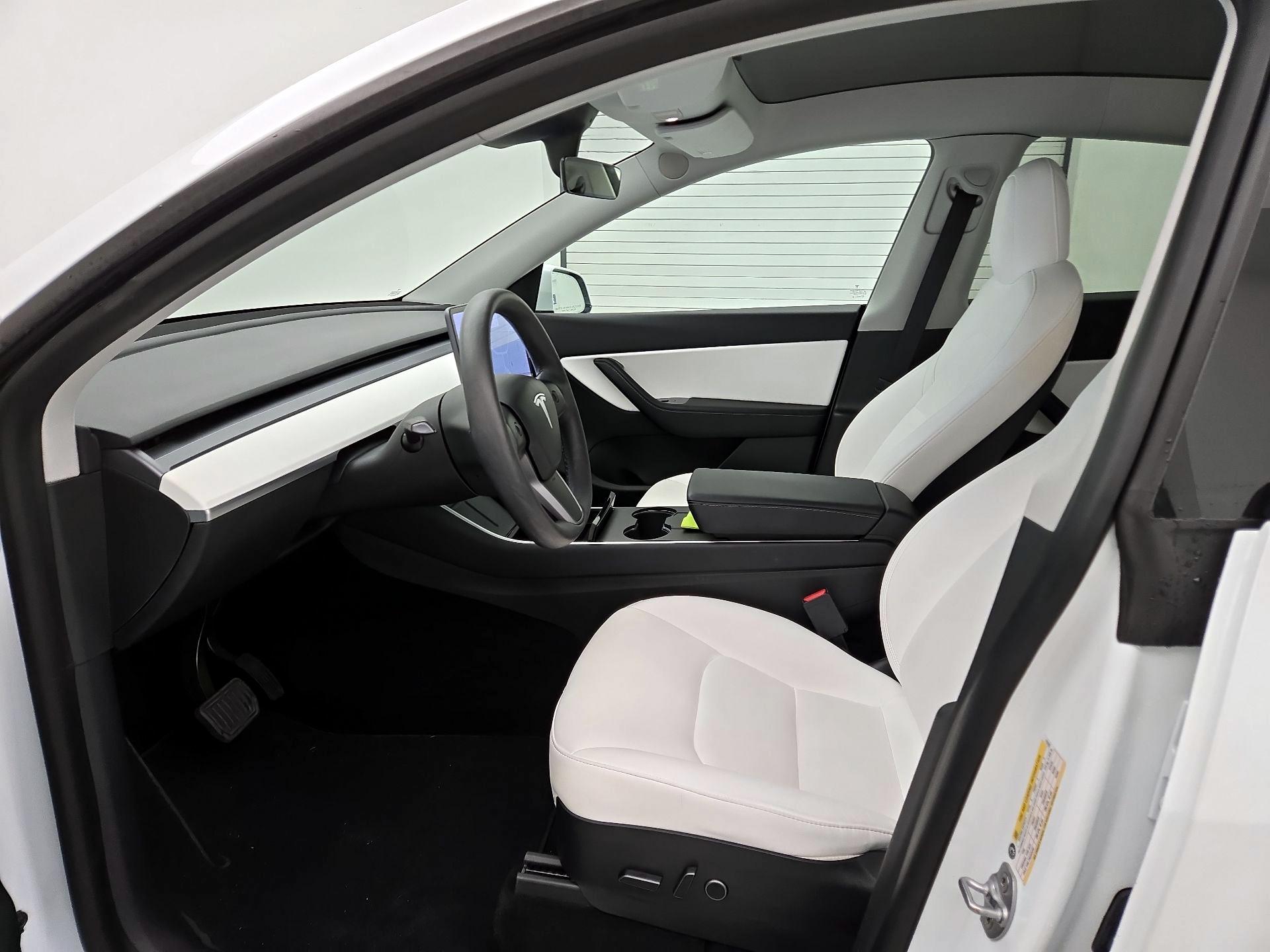 Thumbnail: 2021 Tesla Model Y - 11