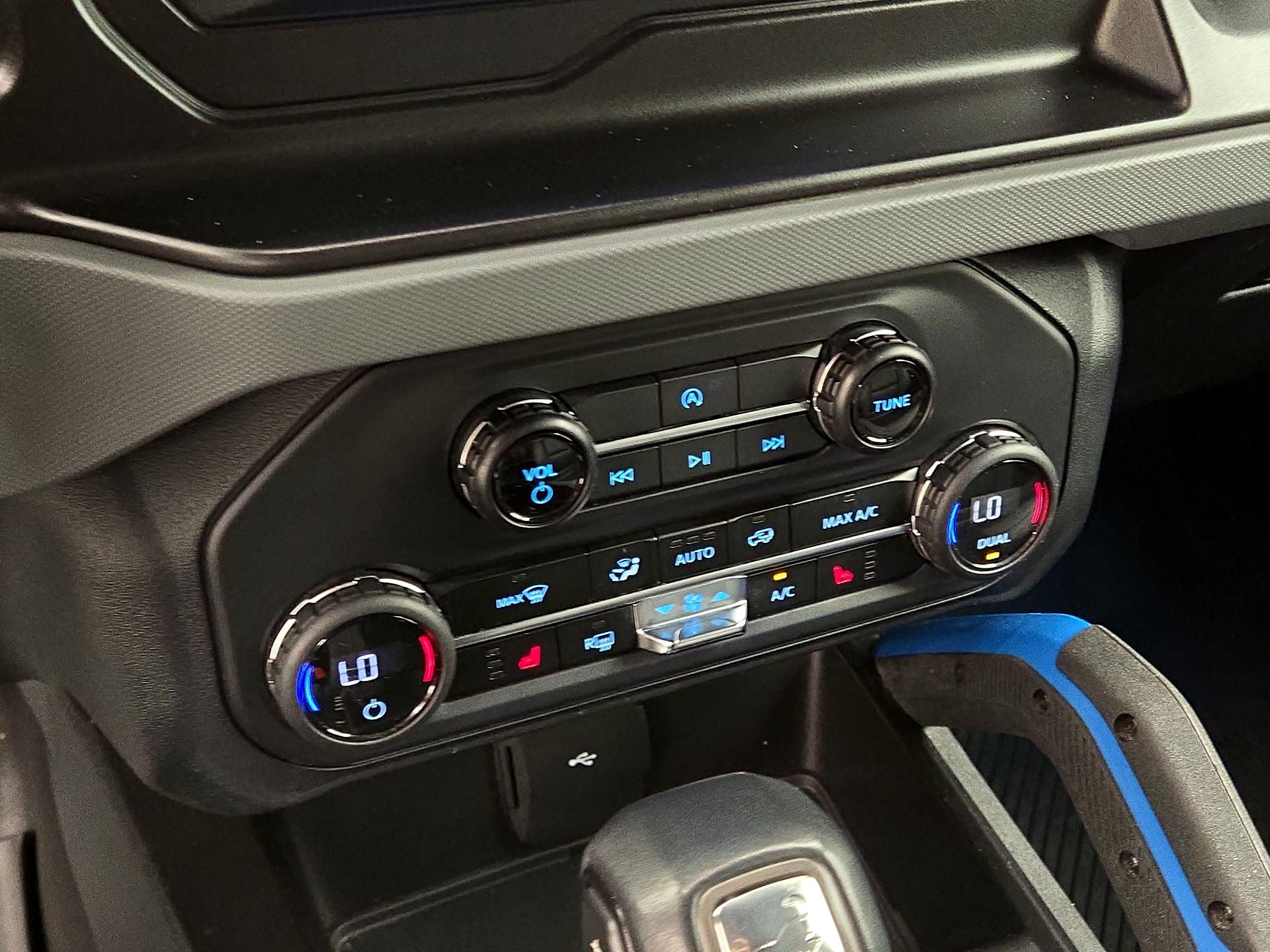 Thumbnail: 2023 Ford Bronco - 17