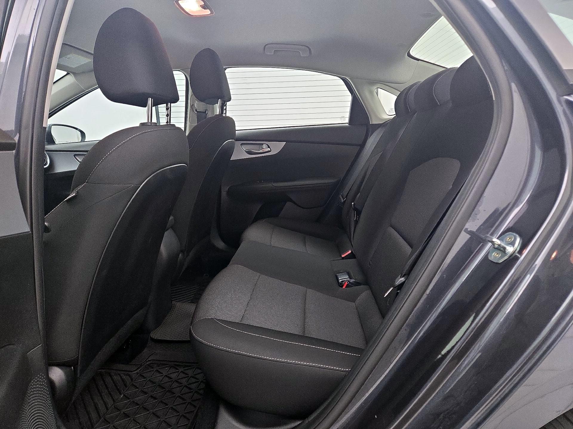 Thumbnail: 2023 Kia Forte - 19