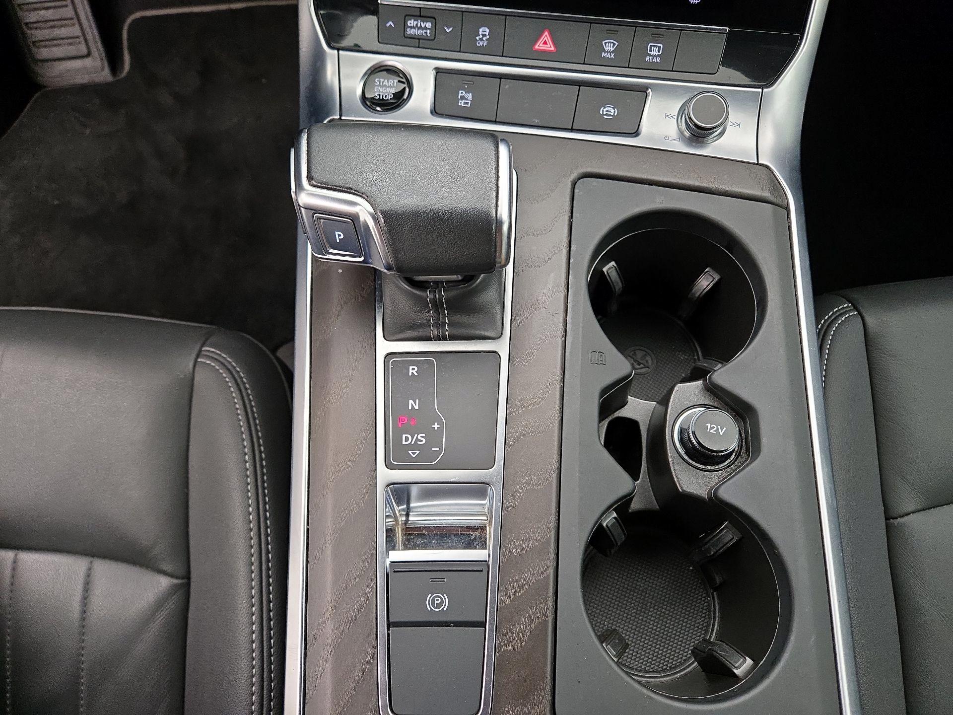 Thumbnail: 2021 Audi A6 - 18