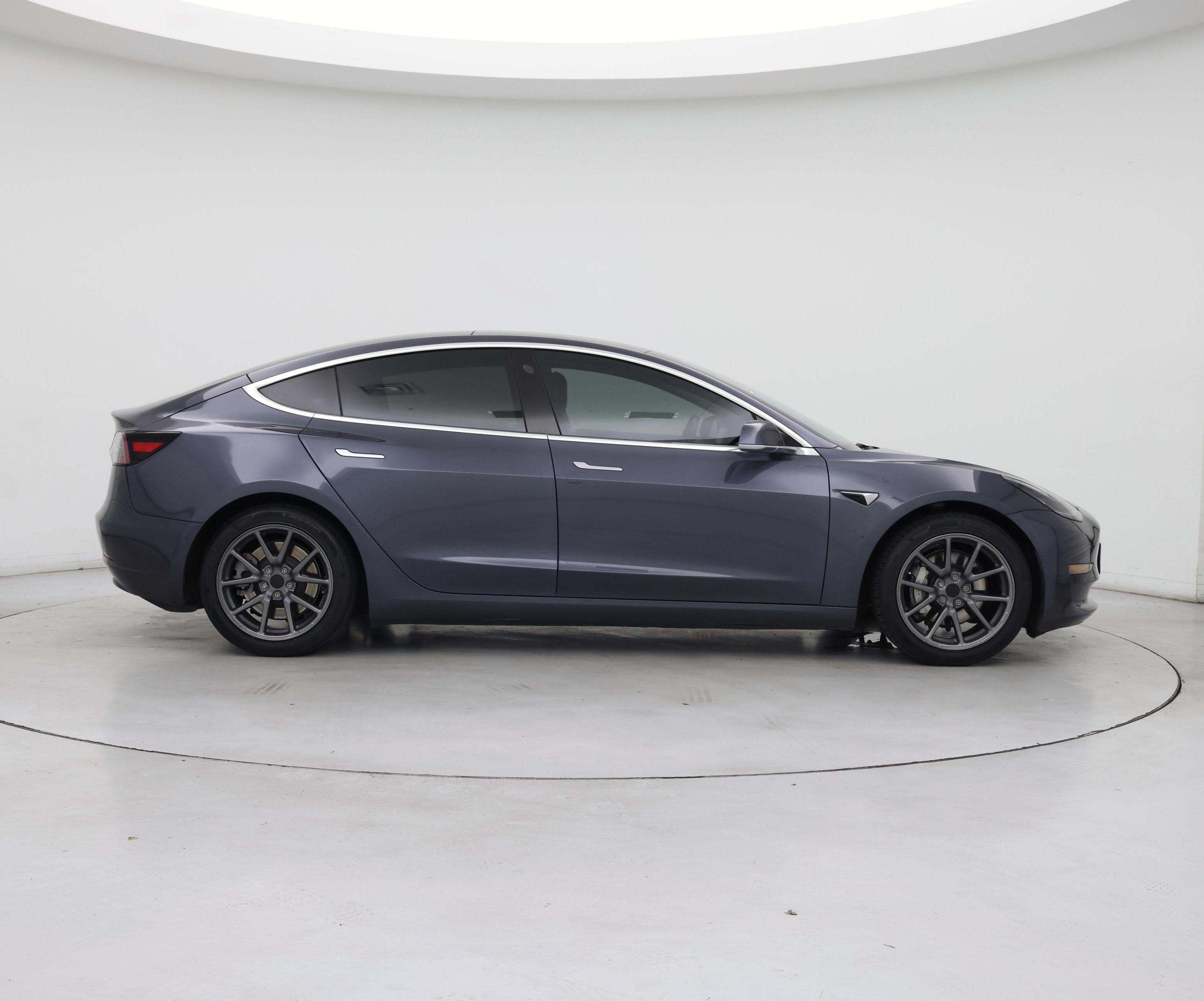 Thumbnail: 2020 Tesla Model 3 - 7
