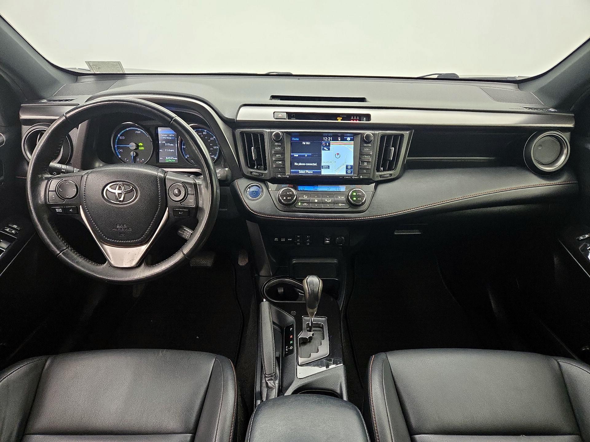 Thumbnail: 2018 Toyota RAV4 - 9