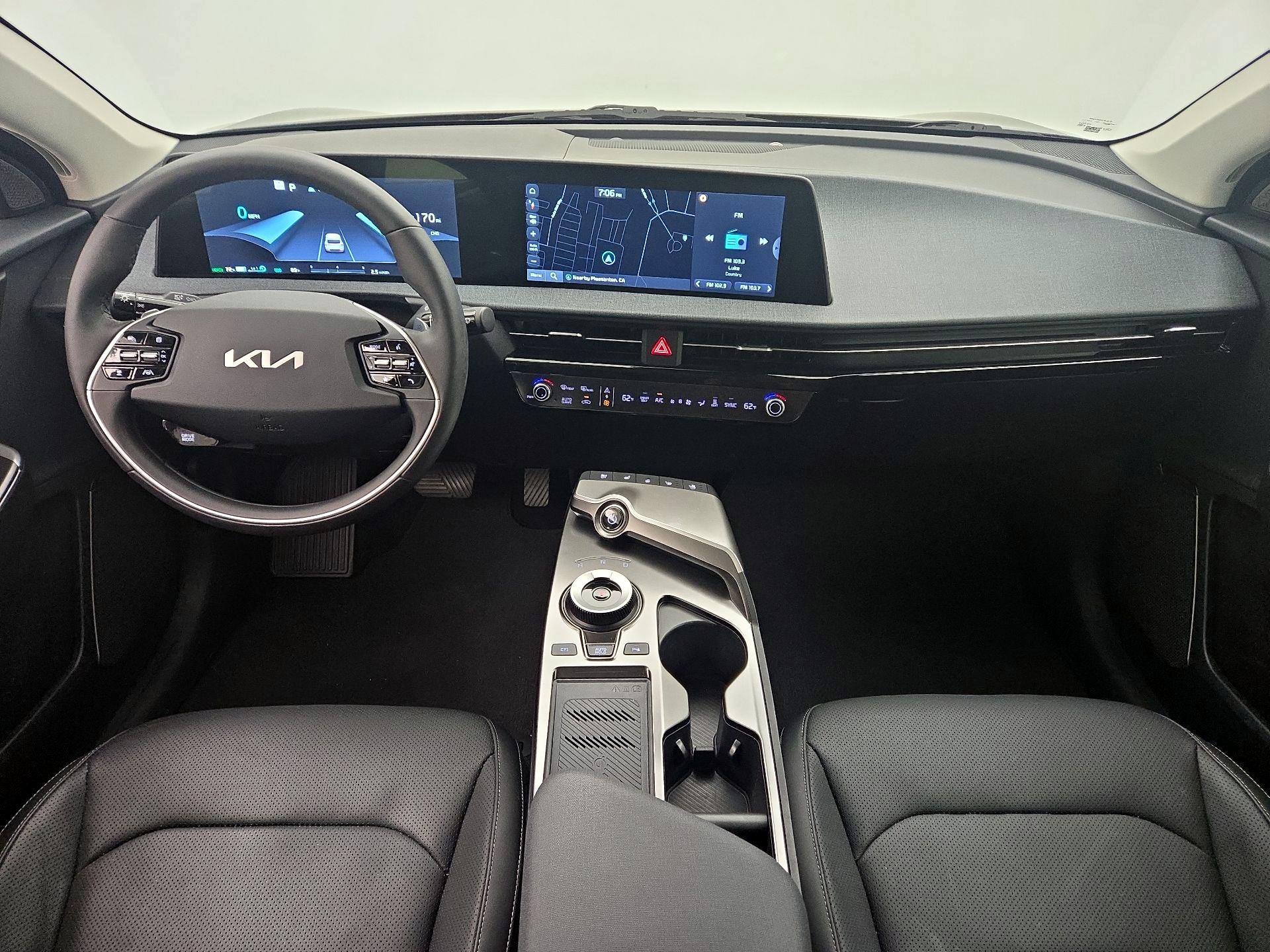 Thumbnail: 2022 Kia EV6 - 9