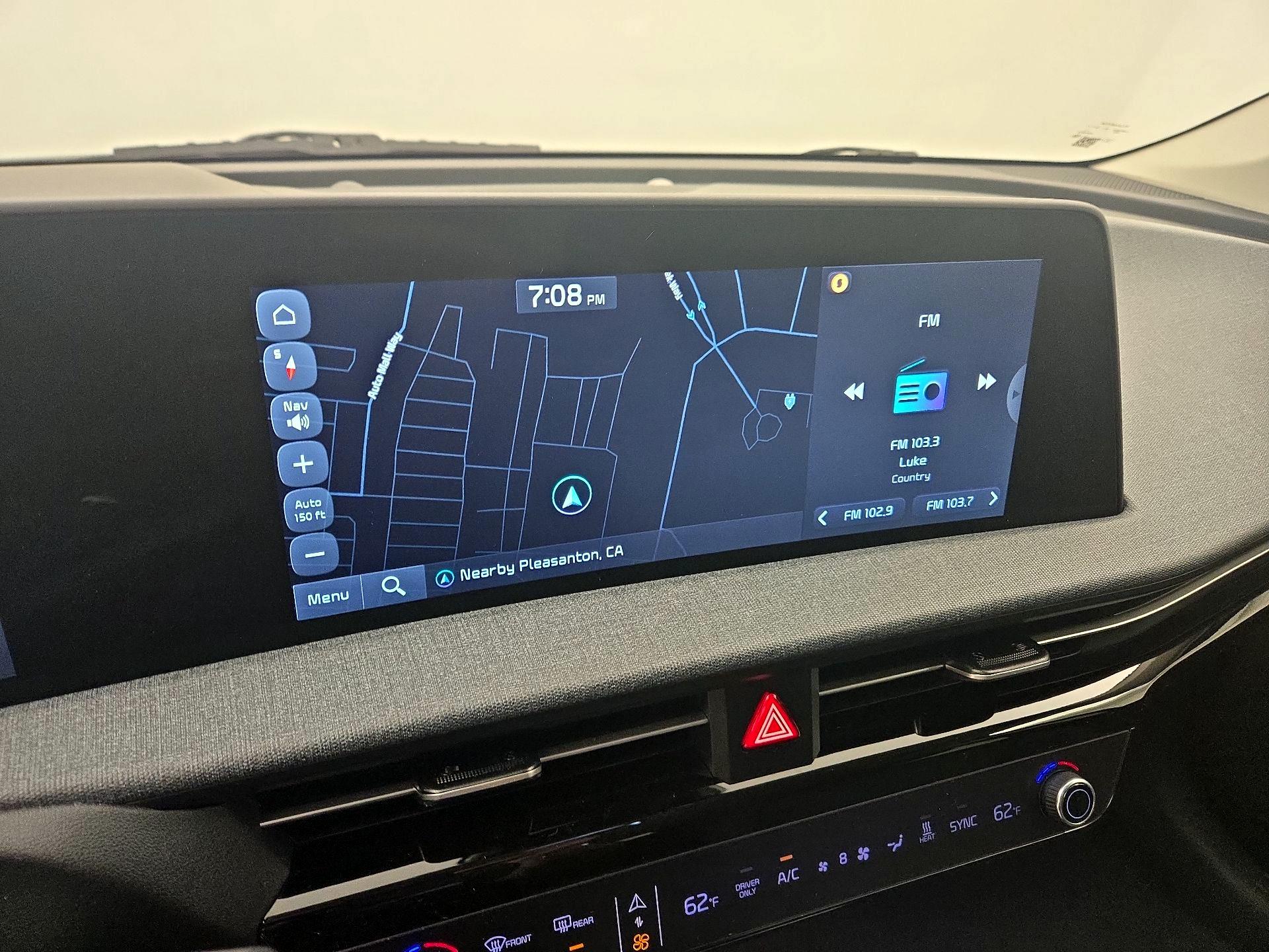 Thumbnail: 2022 Kia EV6 - 14