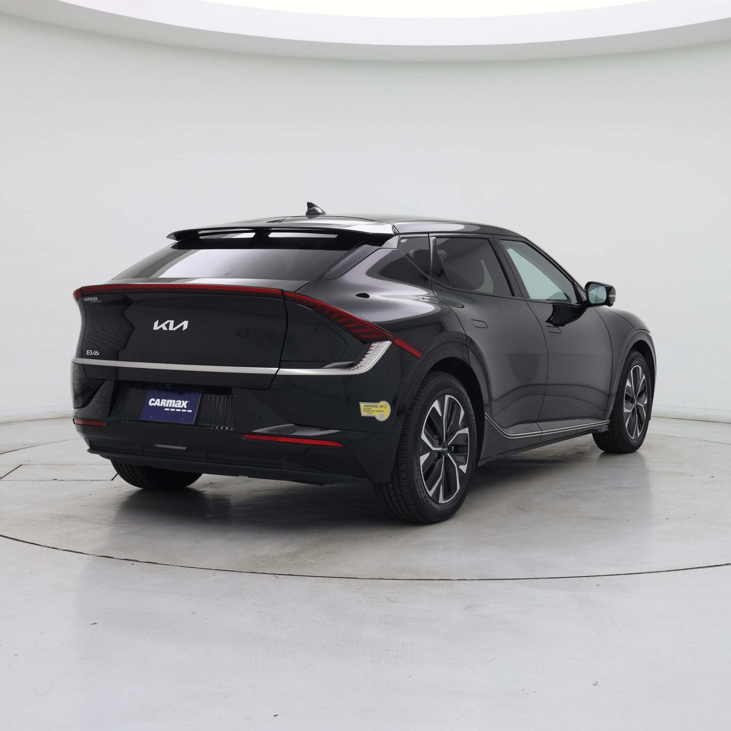 Thumbnail: 2022 Kia EV6 - 8