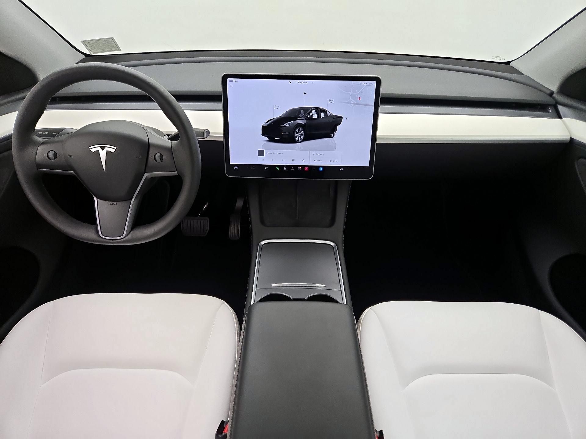 Thumbnail: 2023 Tesla Model Y - 9