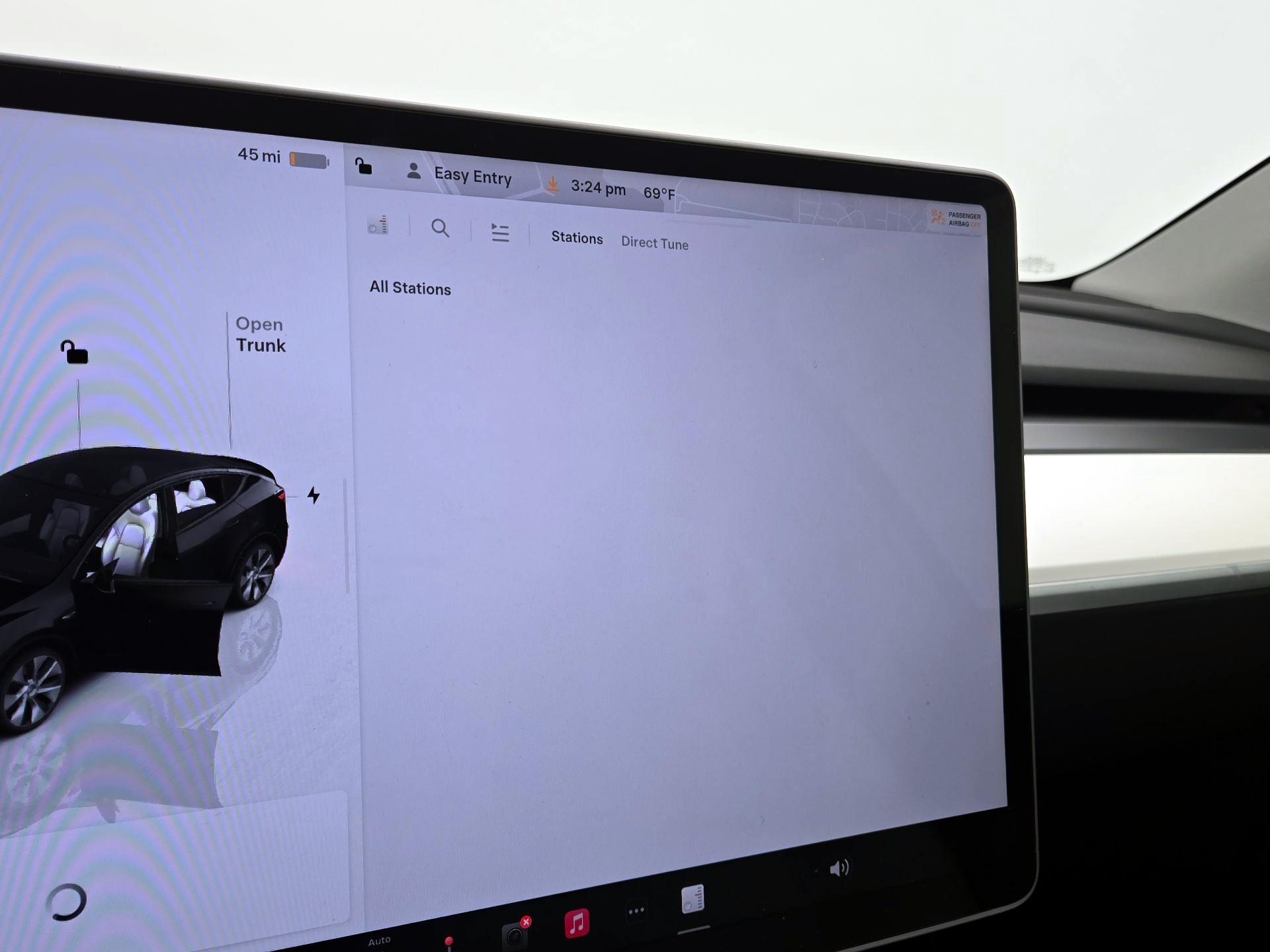 Thumbnail: 2023 Tesla Model Y - 14