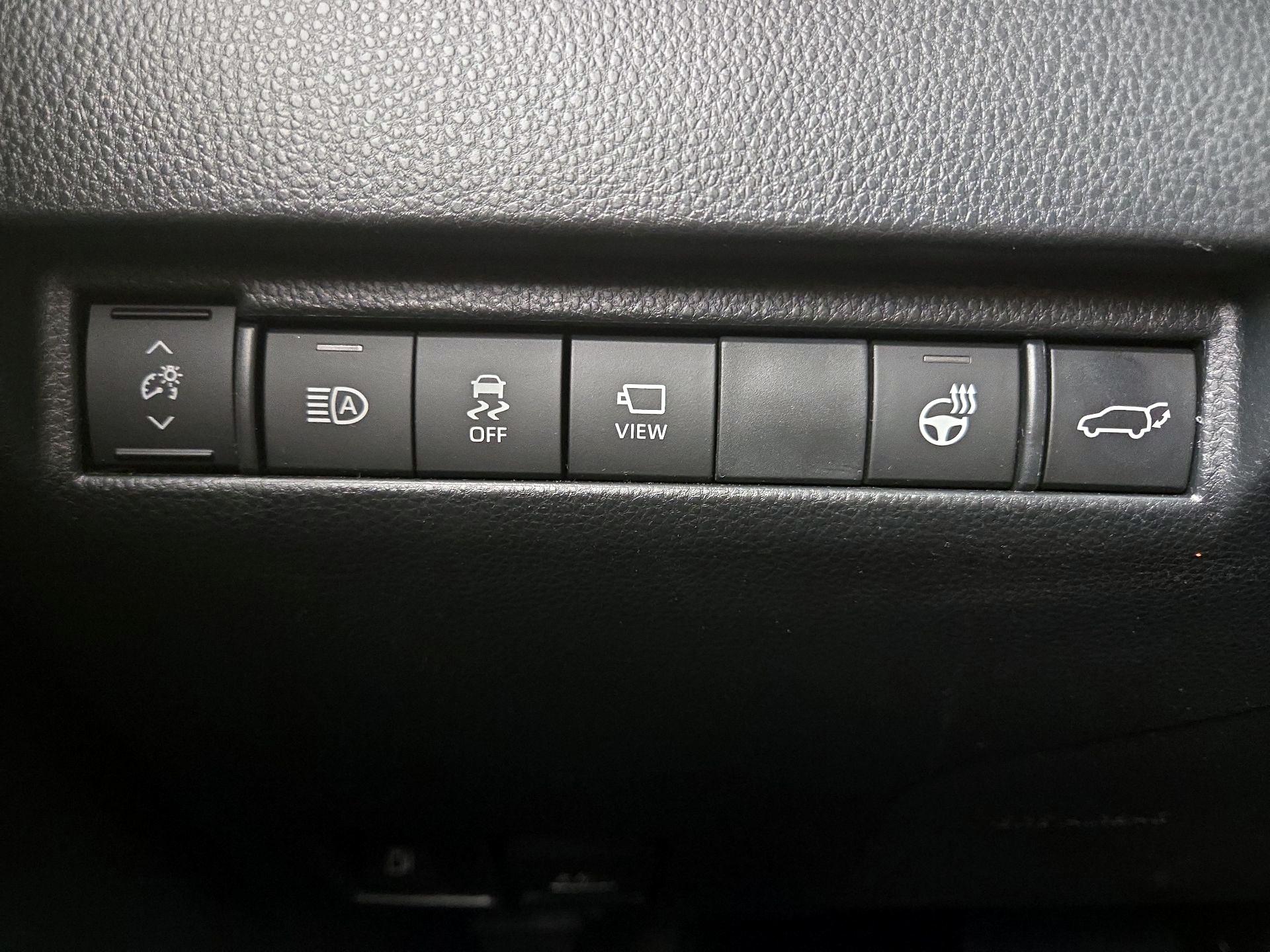 Thumbnail: 2024 Toyota Venza - 13