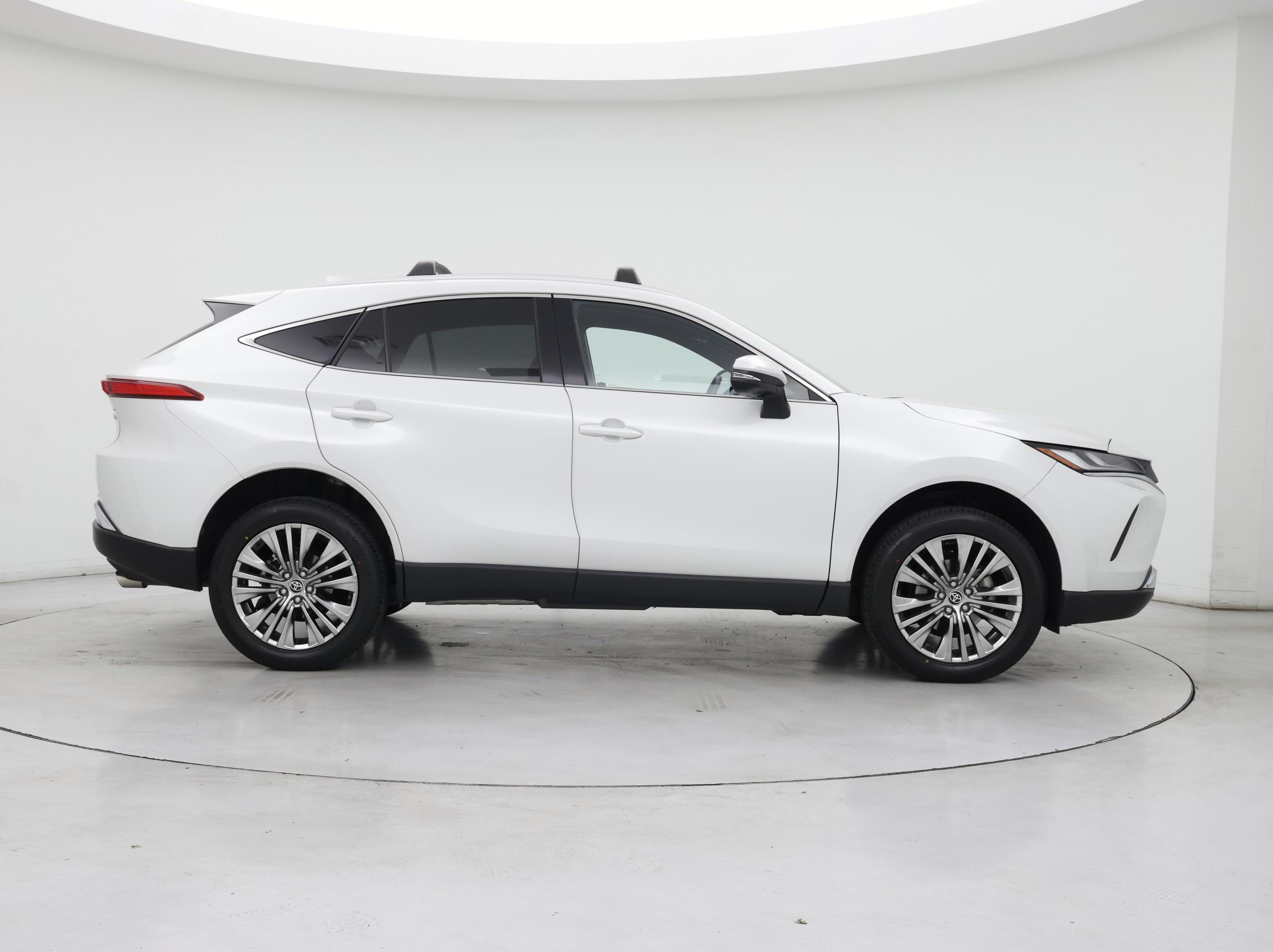 Thumbnail: 2024 Toyota Venza - 7