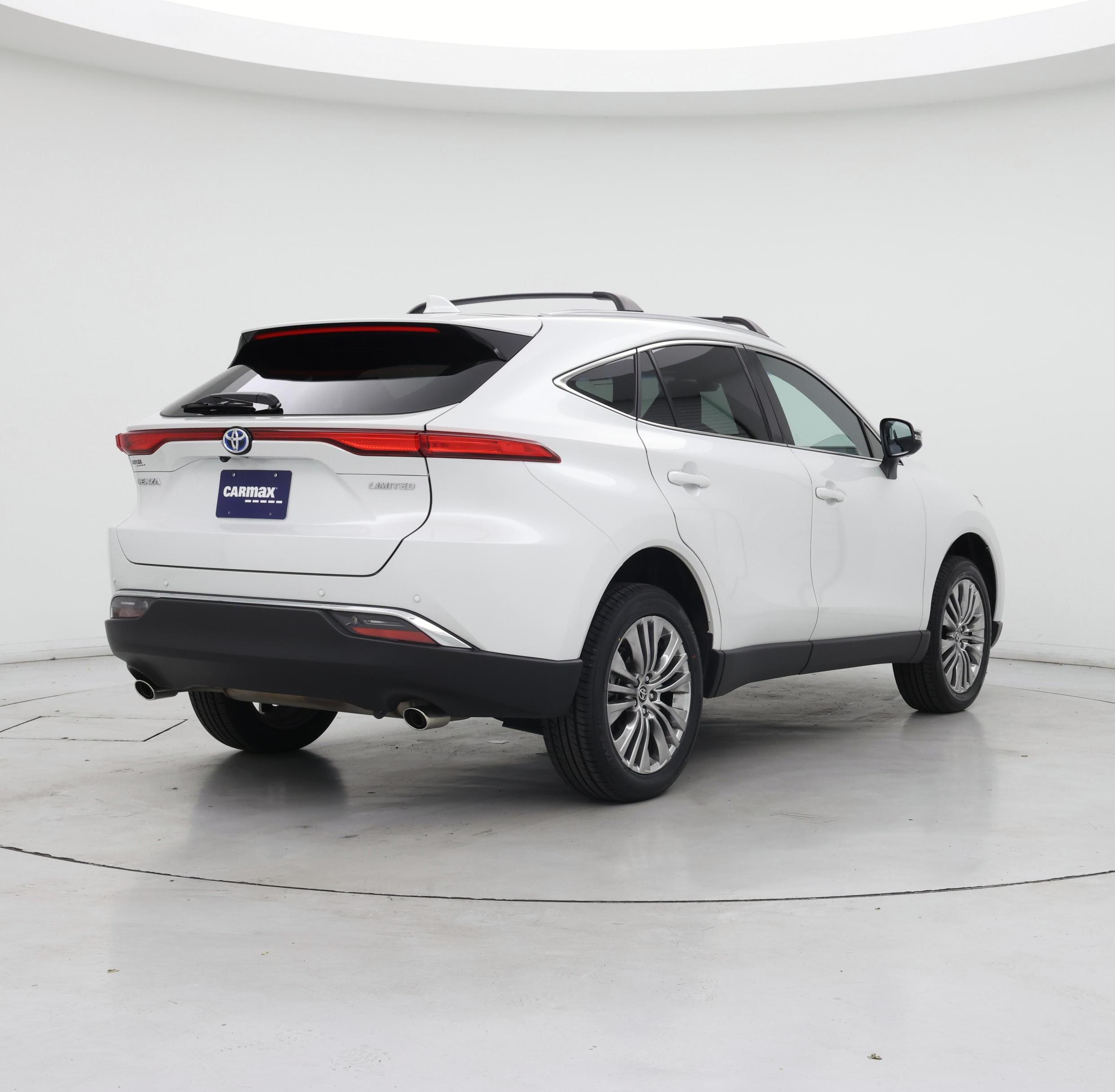 Thumbnail: 2024 Toyota Venza - 8