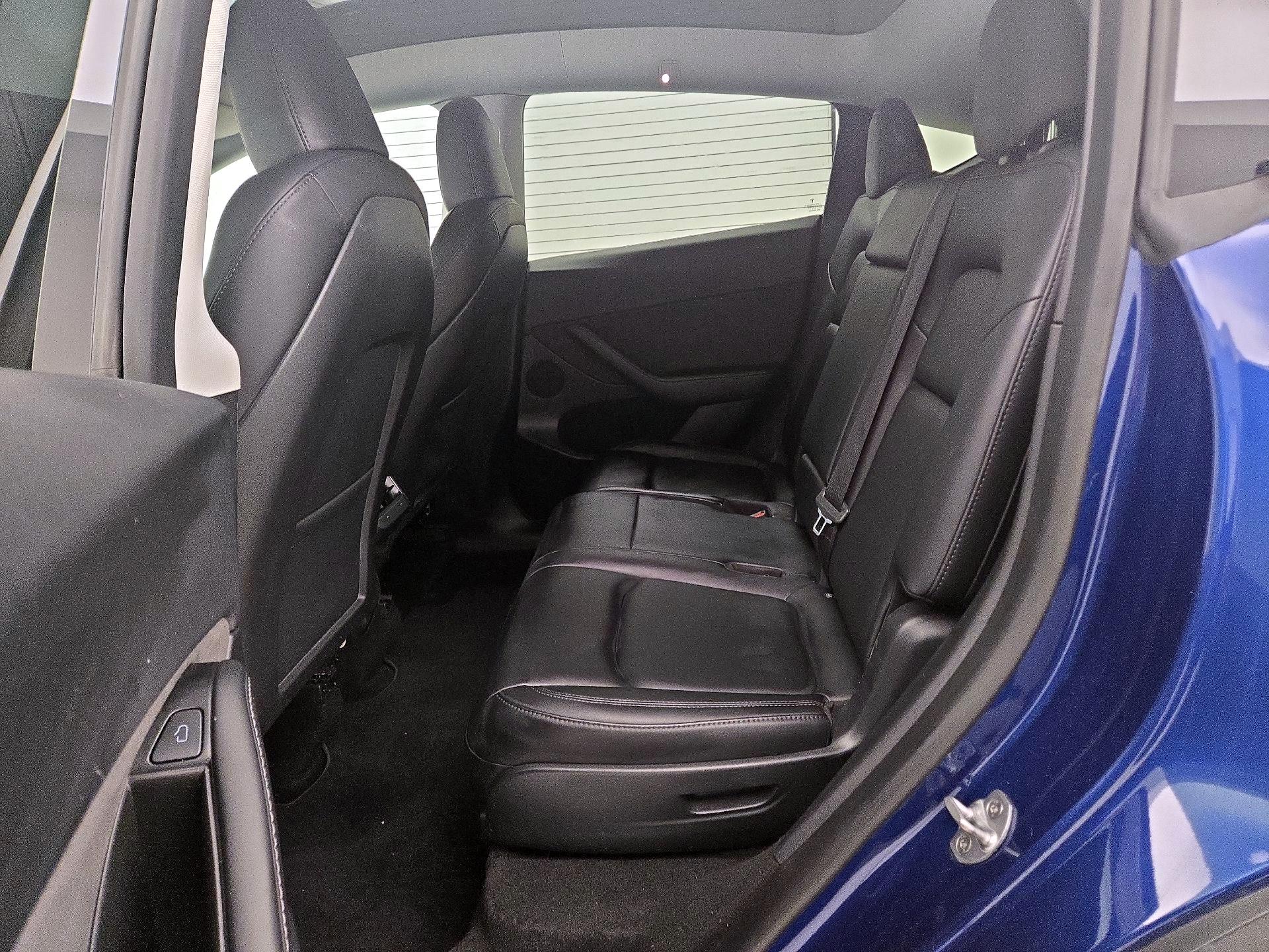 Thumbnail: 2023 Tesla Model Y - 18