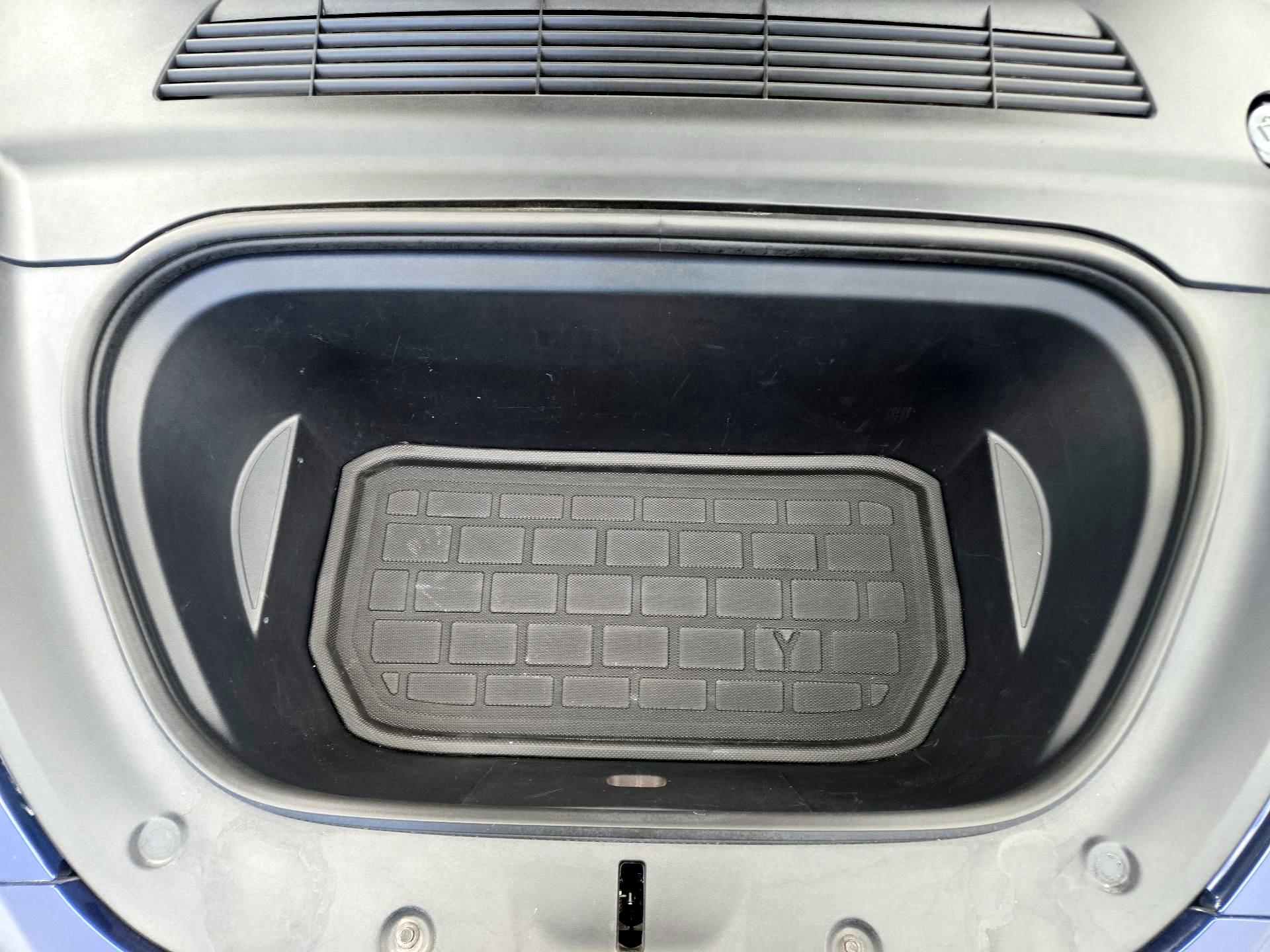 Thumbnail: 2023 Tesla Model Y - 20