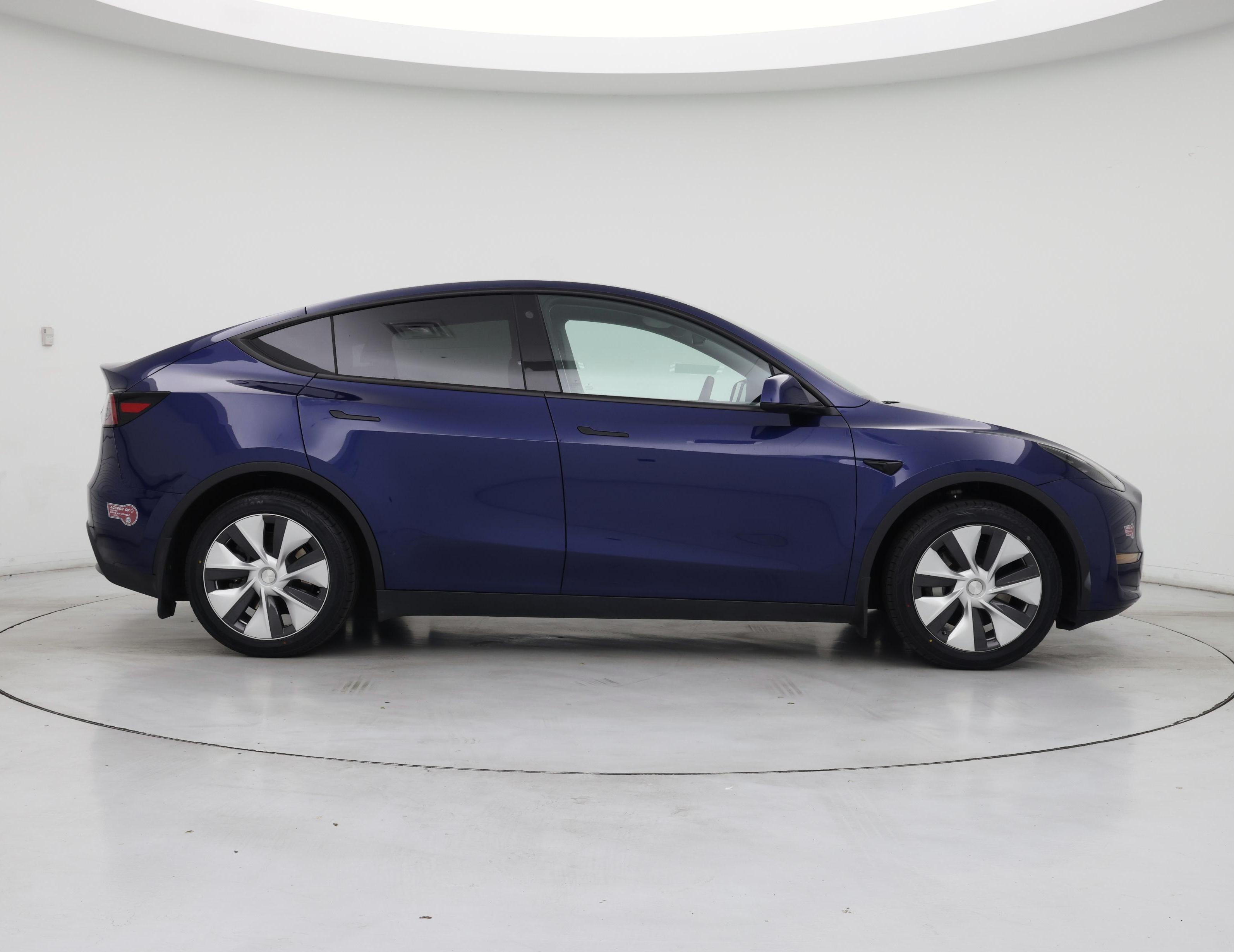 Thumbnail: 2023 Tesla Model Y - 7