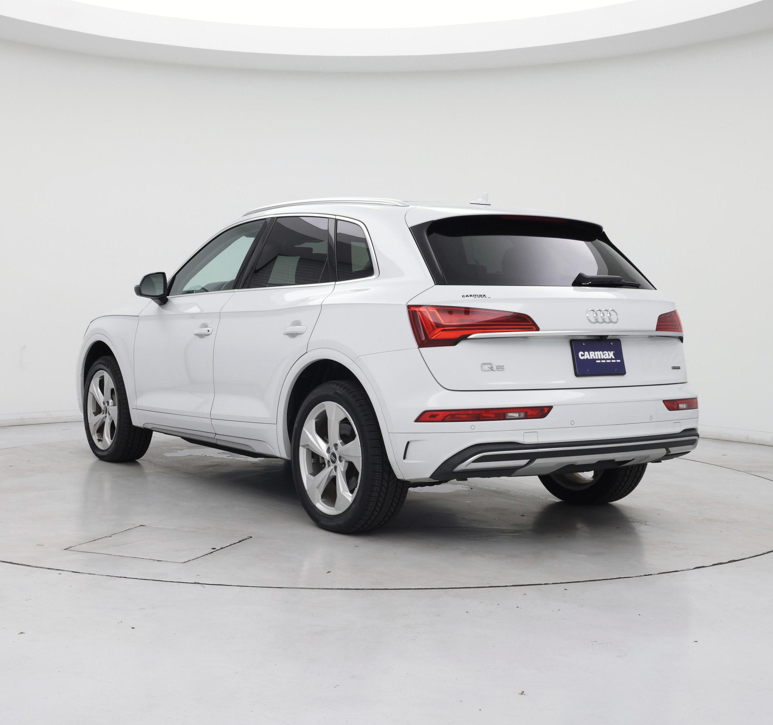 Thumbnail: 2021 Audi Q5 - 2