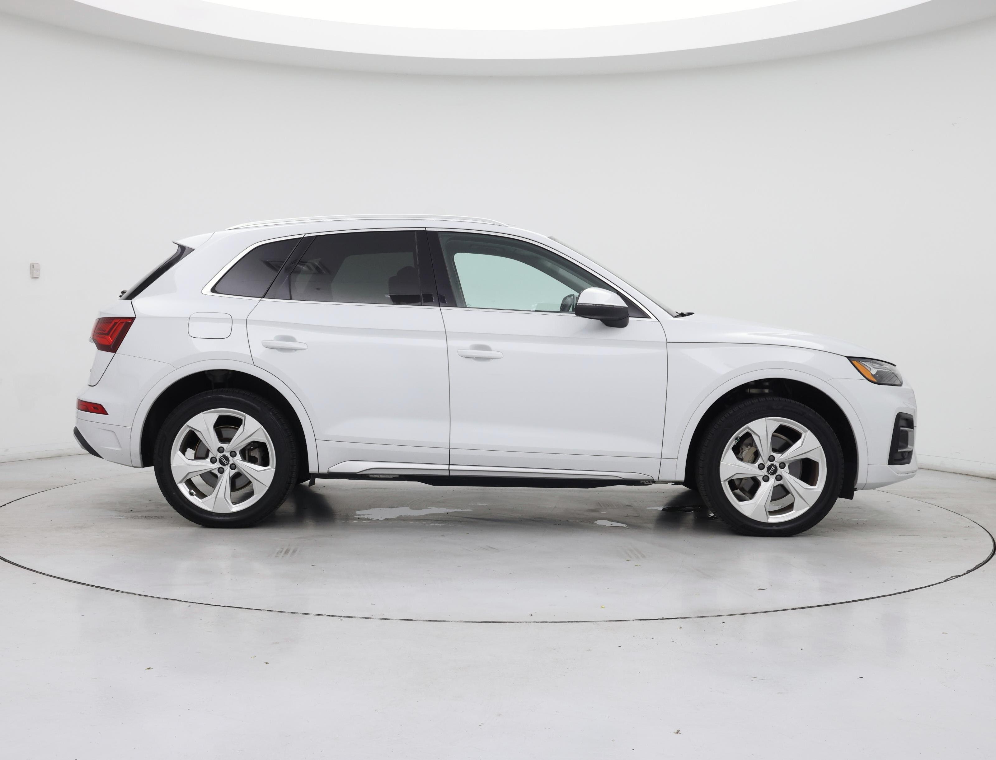 Thumbnail: 2021 Audi Q5 - 7