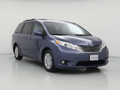2017 Toyota Sienna XLE