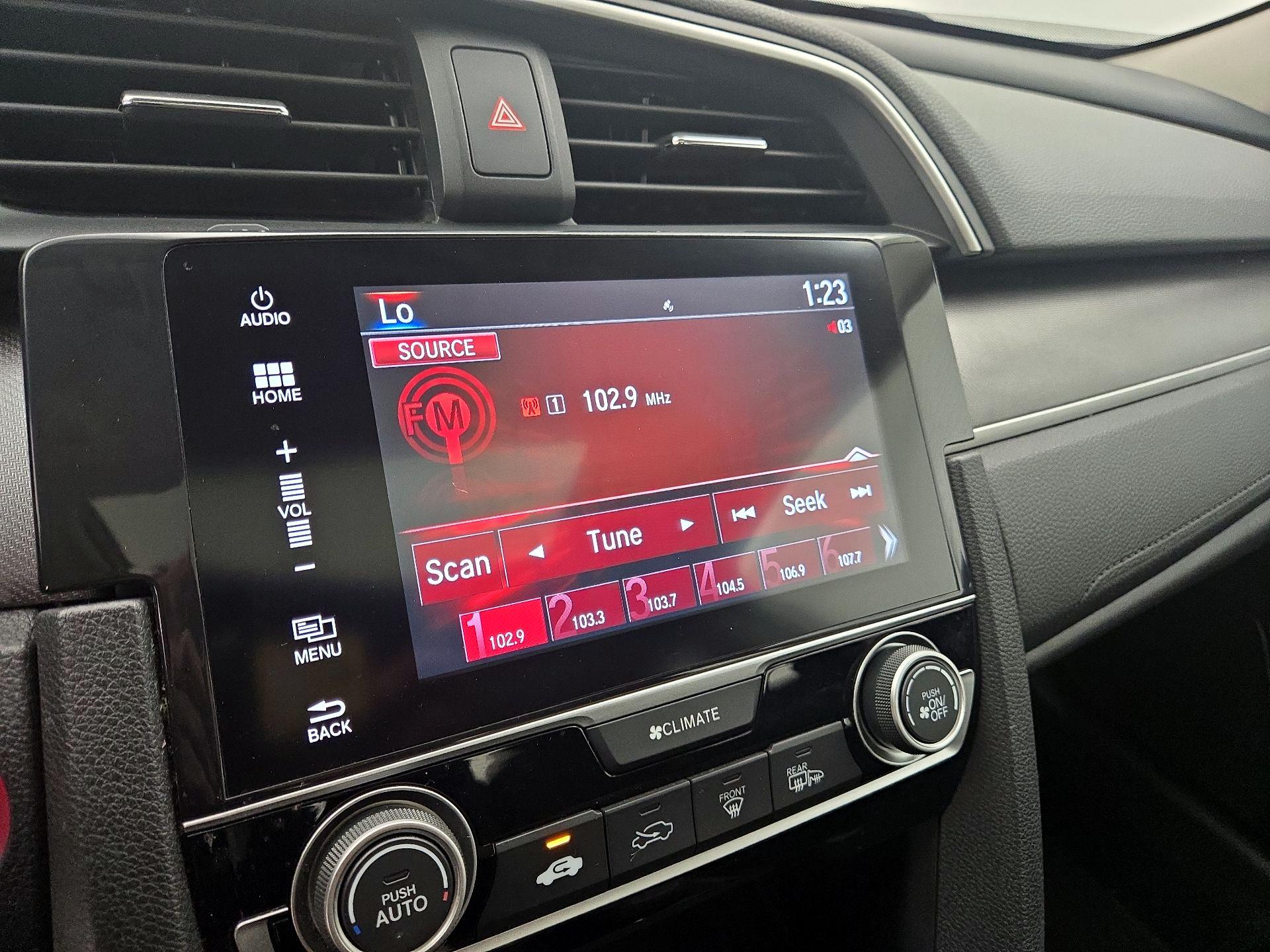 Thumbnail: 2016 Honda Civic - 15