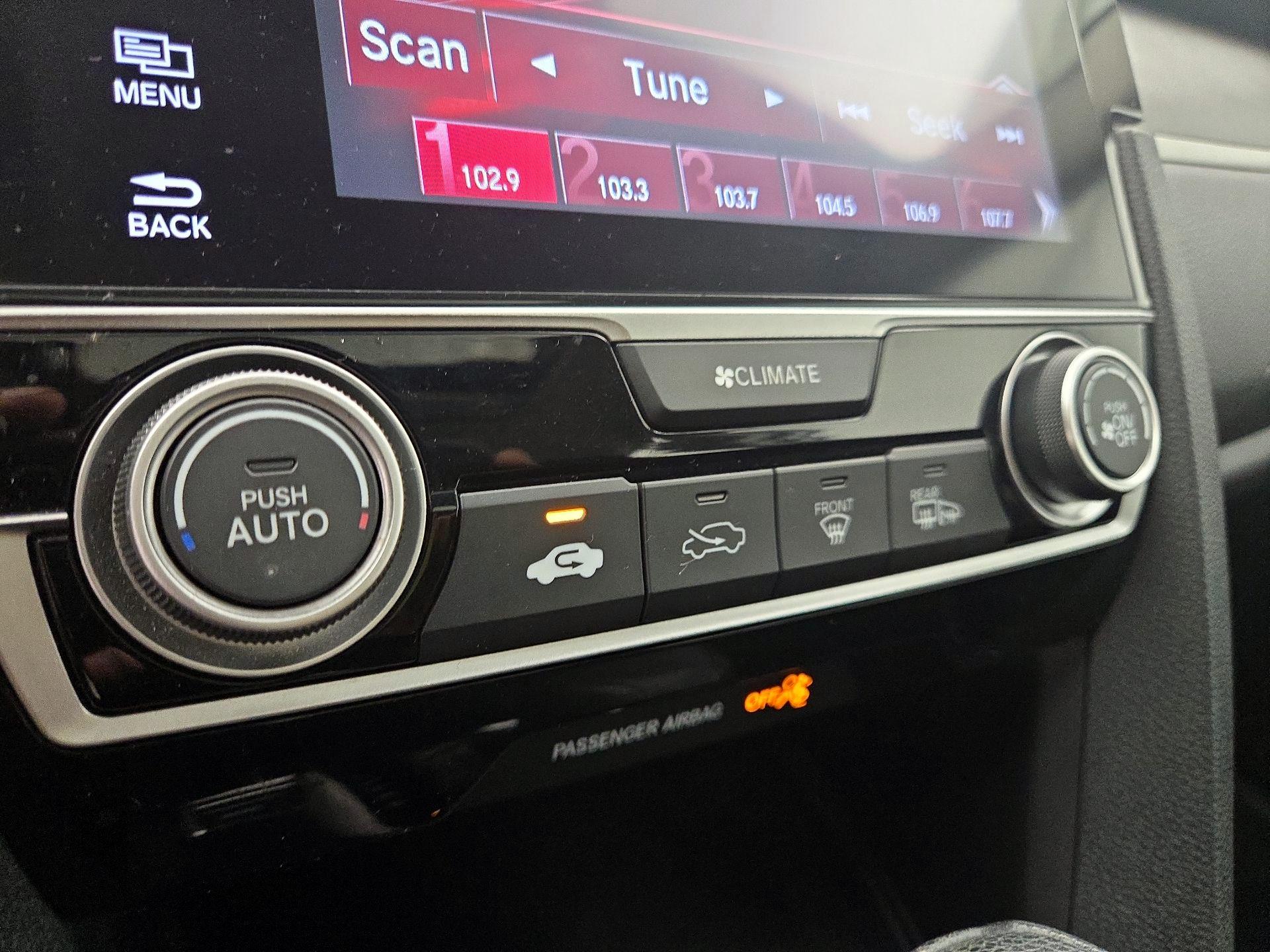 Thumbnail: 2016 Honda Civic - 16