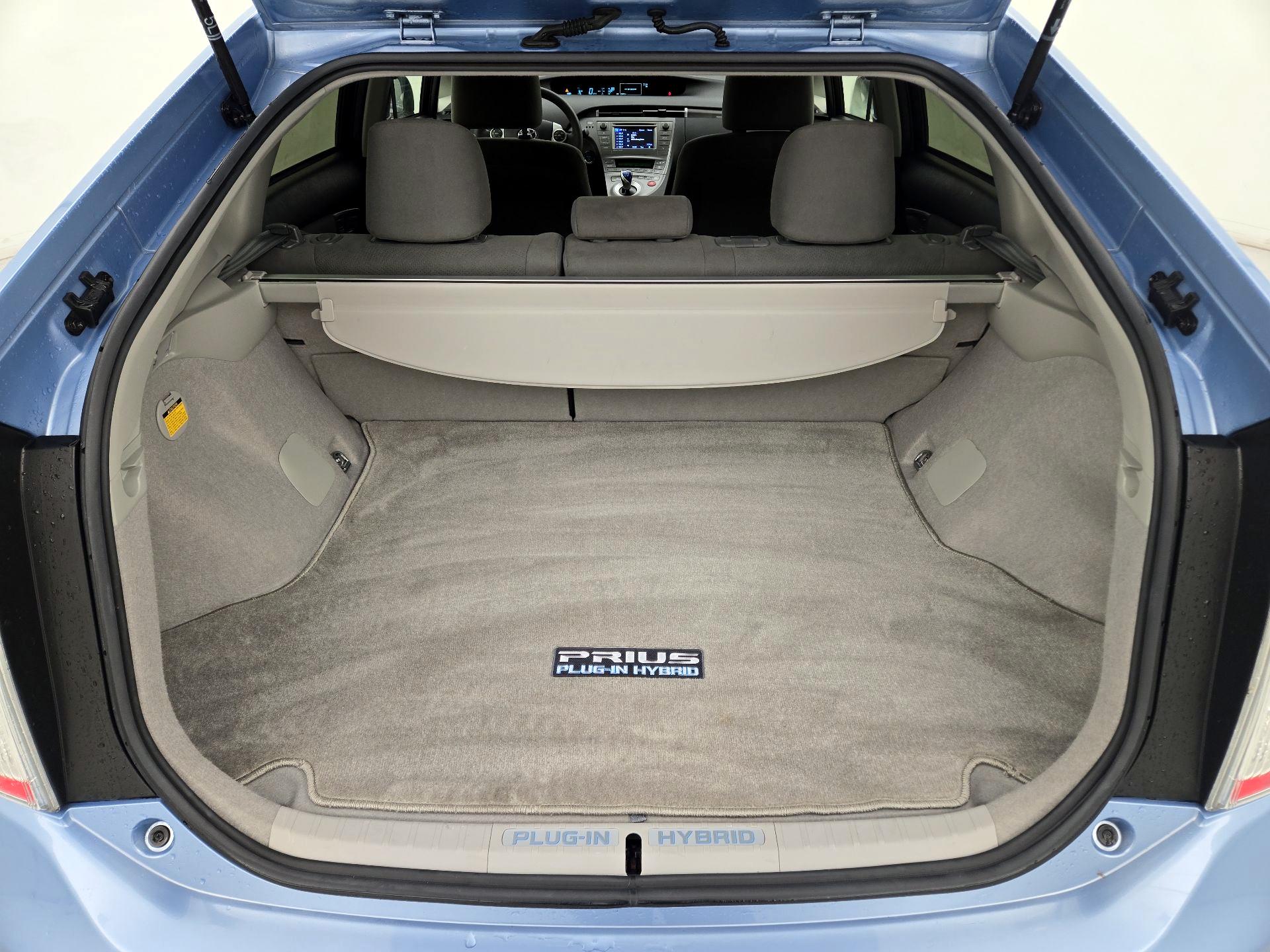 Thumbnail: 2014 Toyota Prius - 19