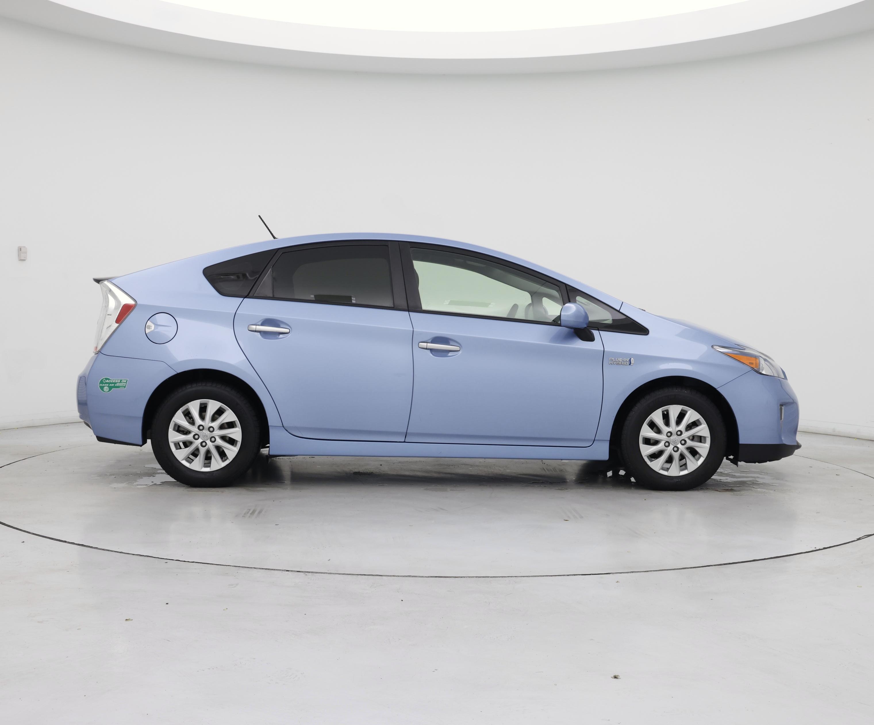 Thumbnail: 2014 Toyota Prius - 7