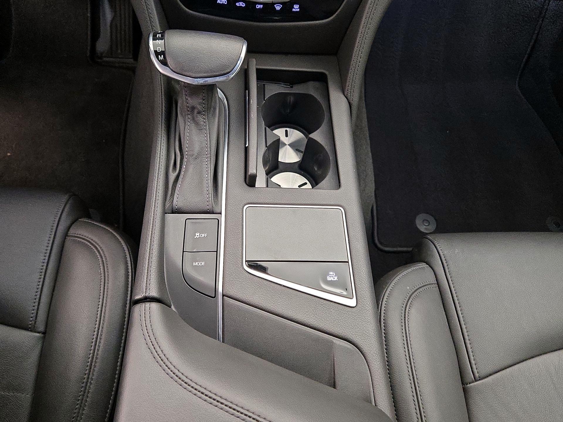 Thumbnail: 2017 Cadillac CT6 - 17