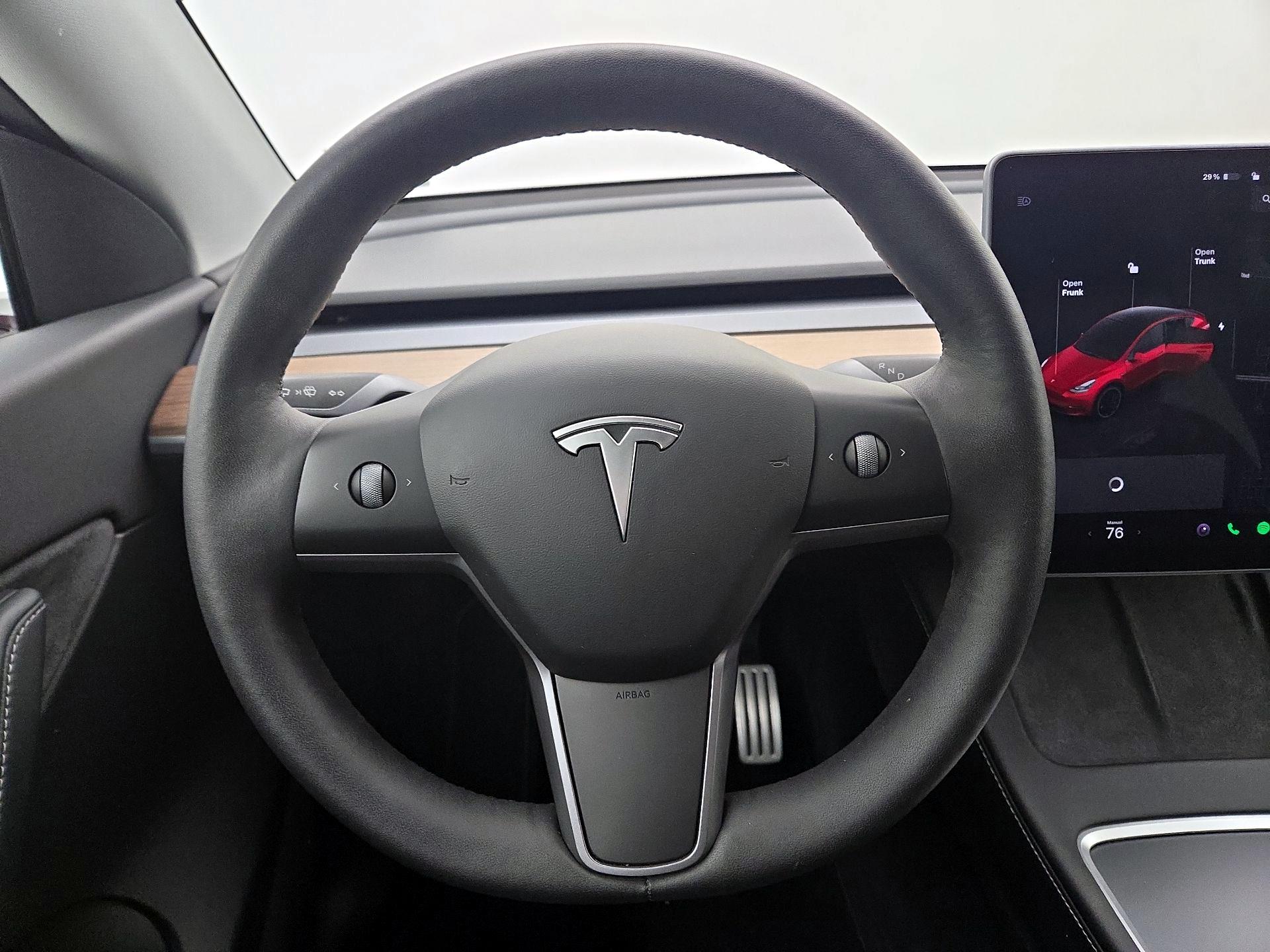 Thumbnail: 2022 Tesla Model Y - 10