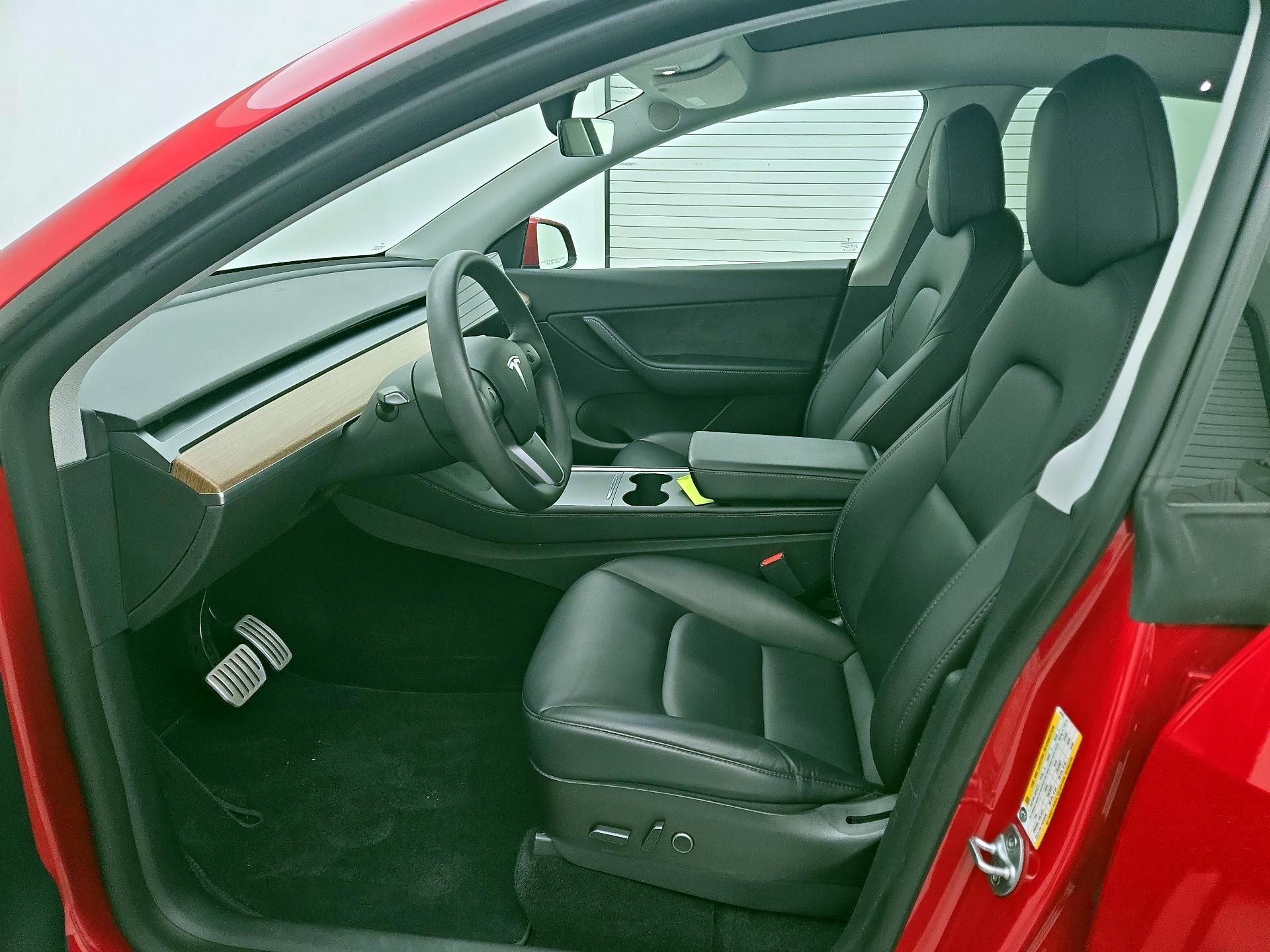 Thumbnail: 2022 Tesla Model Y - 11