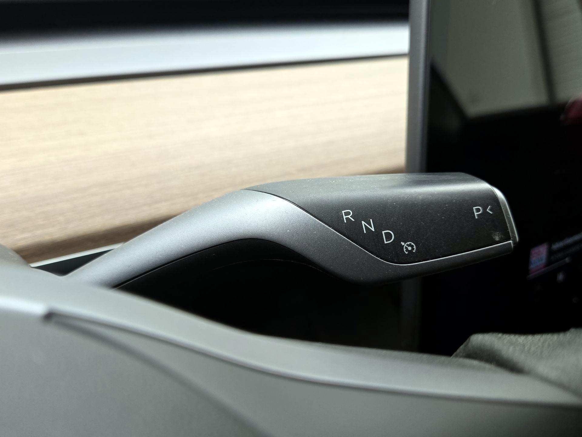 Thumbnail: 2022 Tesla Model Y - 17