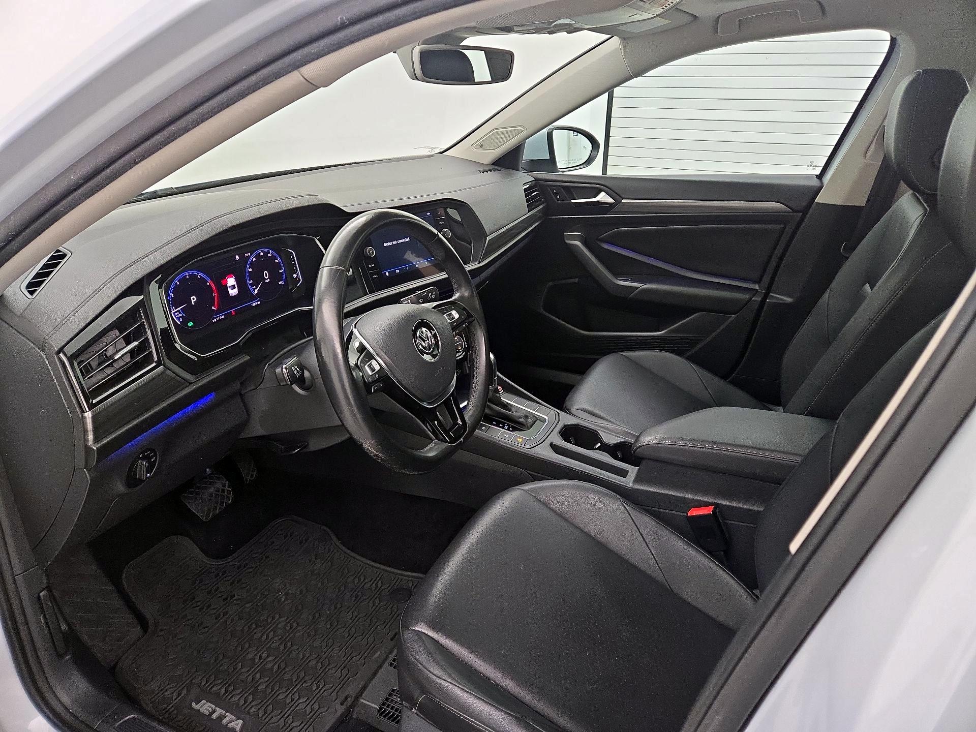 Thumbnail: 2019 Volkswagen Jetta - 11