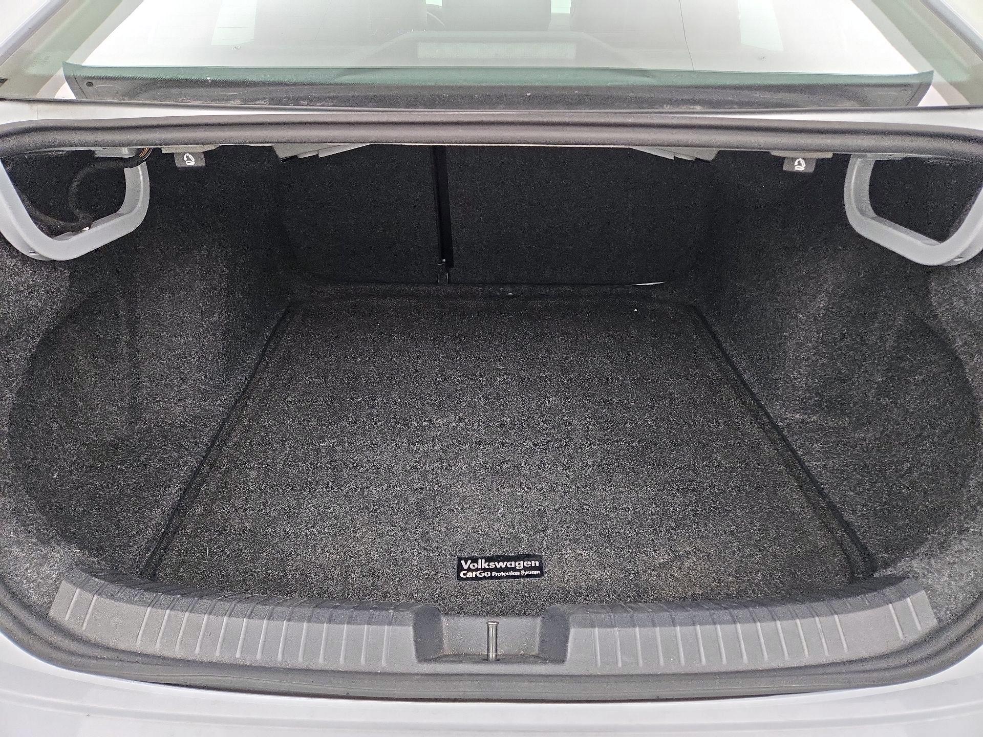 Thumbnail: 2019 Volkswagen Jetta - 20