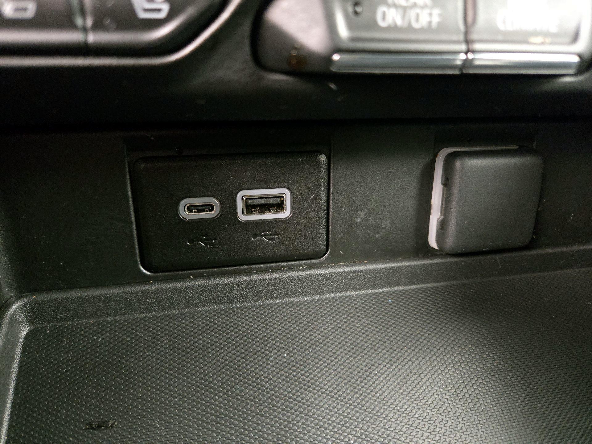 Thumbnail: 2024 Chevrolet Tahoe - 19