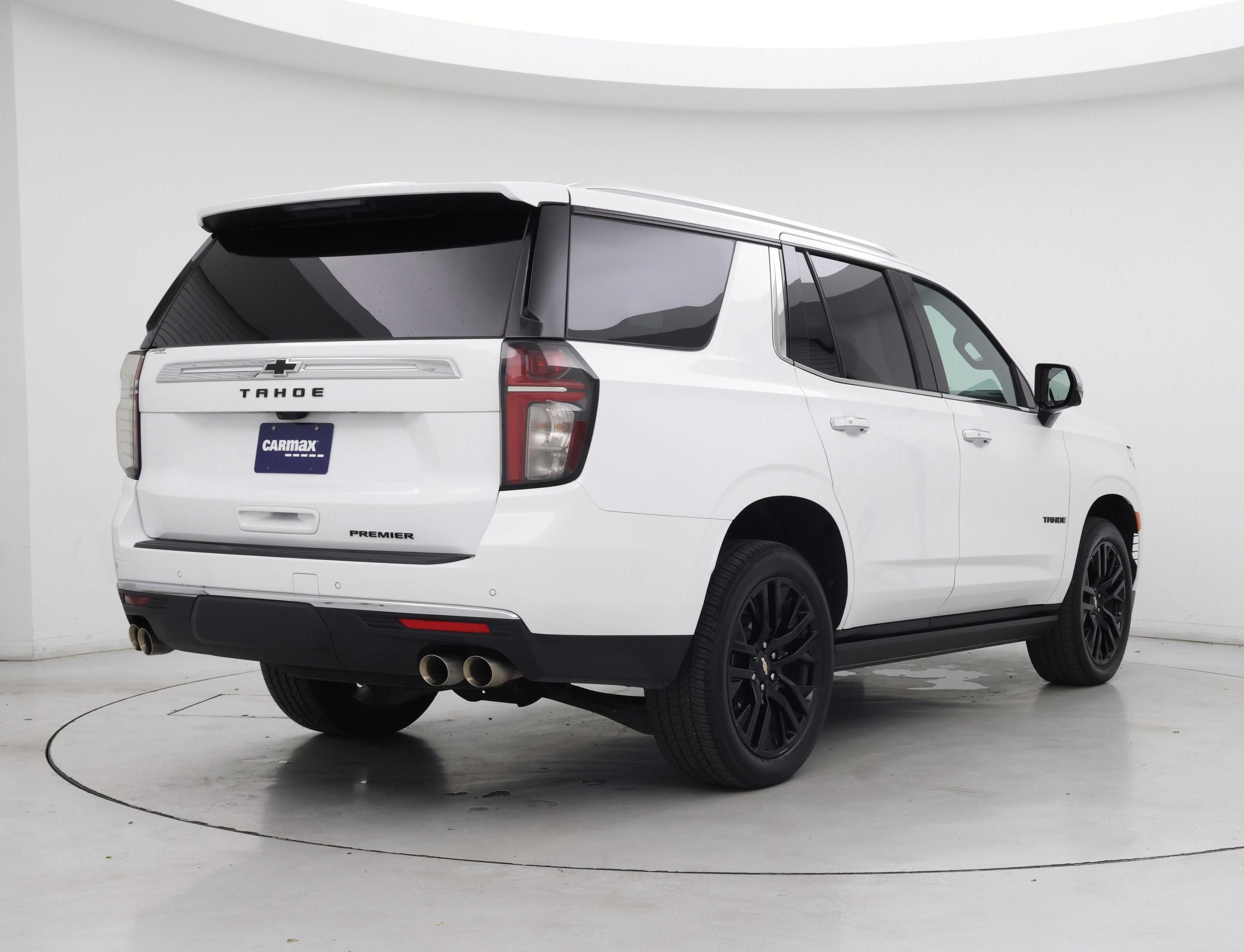 Thumbnail: 2024 Chevrolet Tahoe - 8