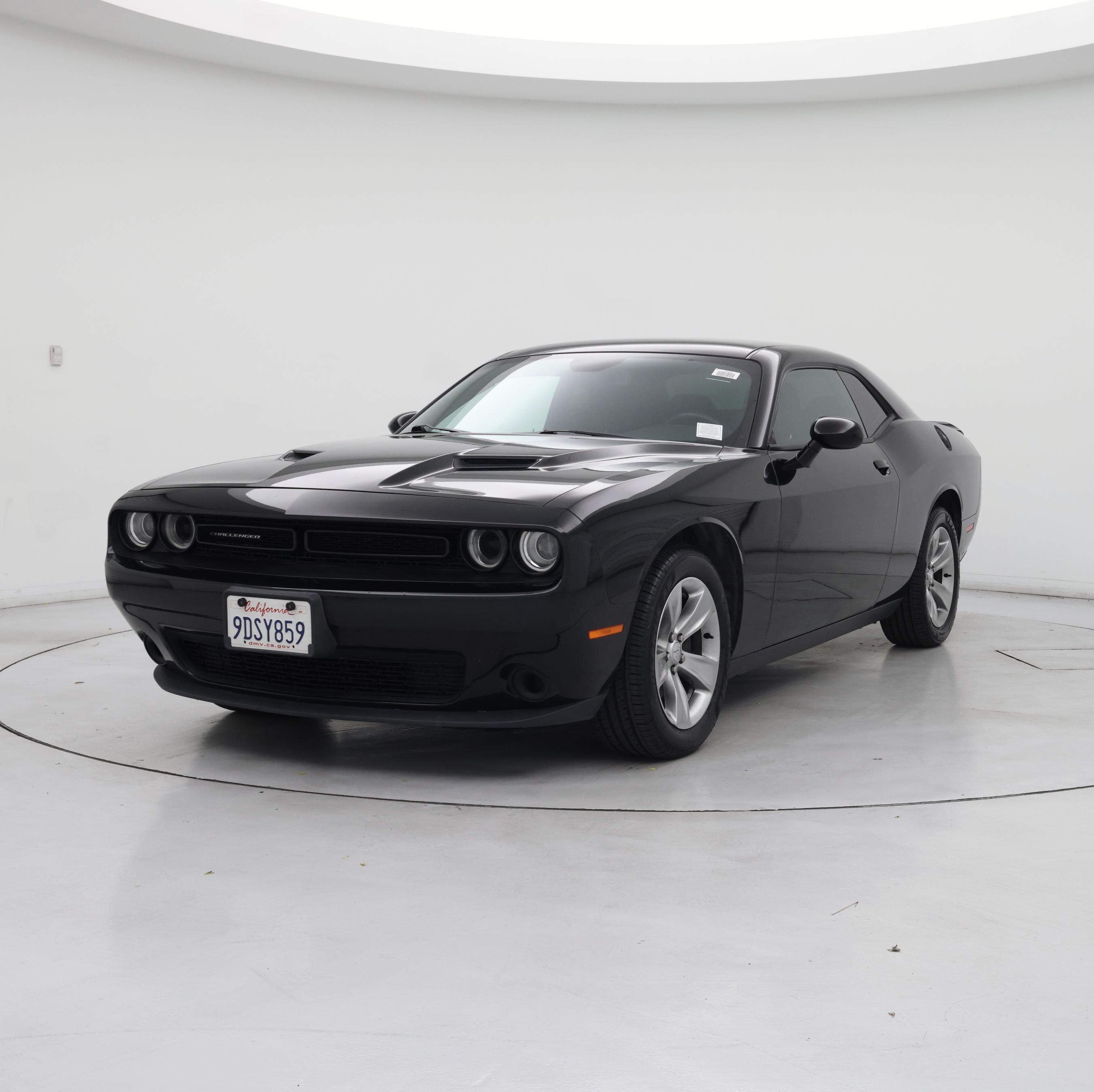 Thumbnail: 2018 Dodge Challenger - 4
