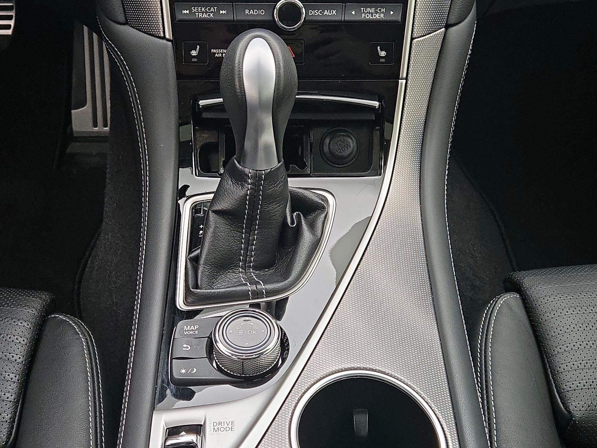 Thumbnail: 2015 INFINITI Q50 - 18