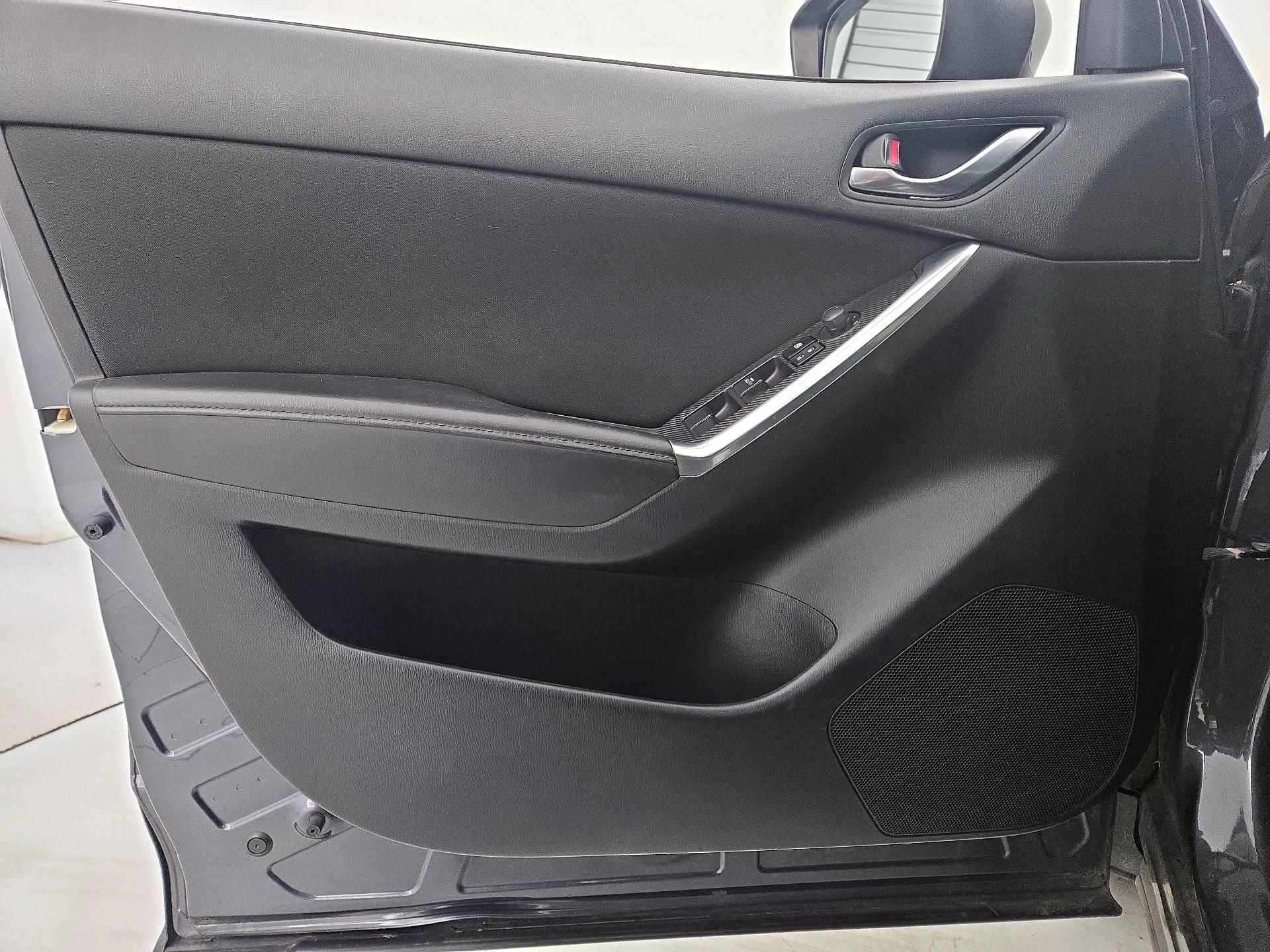 Thumbnail: 2016 Mazda CX-5 - 12