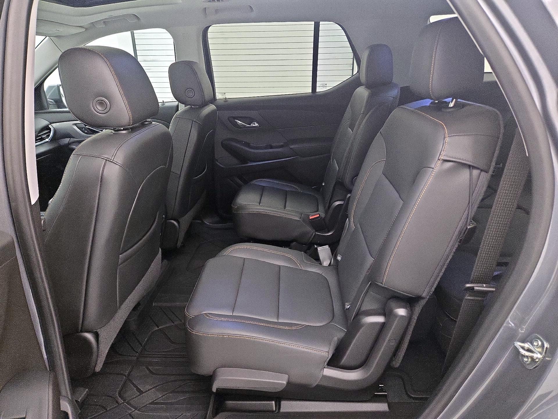 Thumbnail: 2021 Chevrolet Traverse - 20