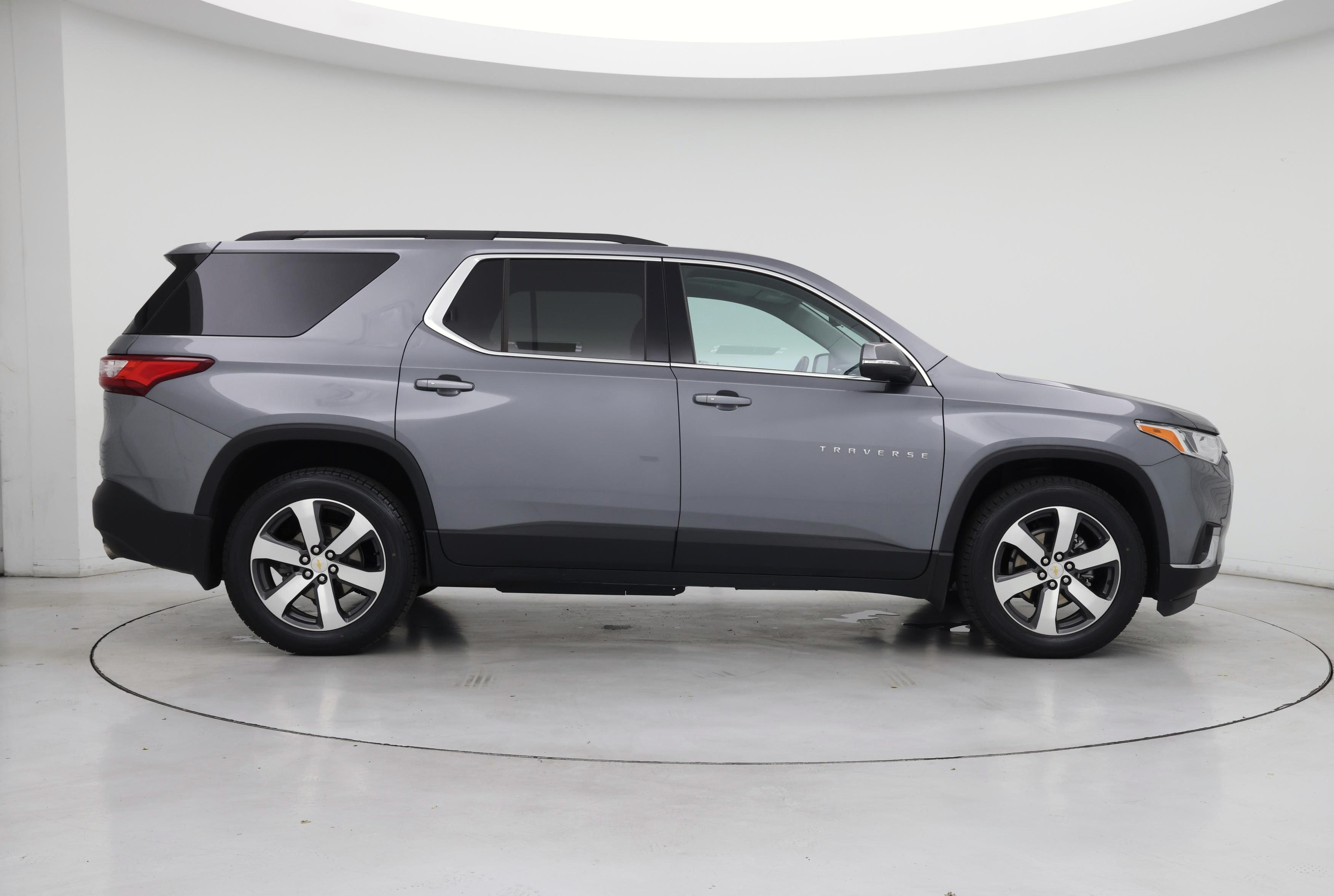 Thumbnail: 2021 Chevrolet Traverse - 7