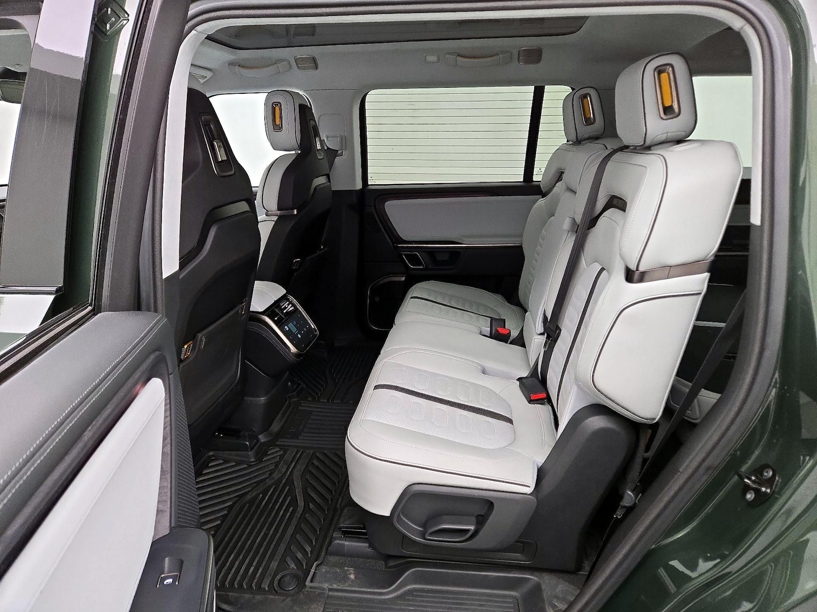 Rear Air Conditioning