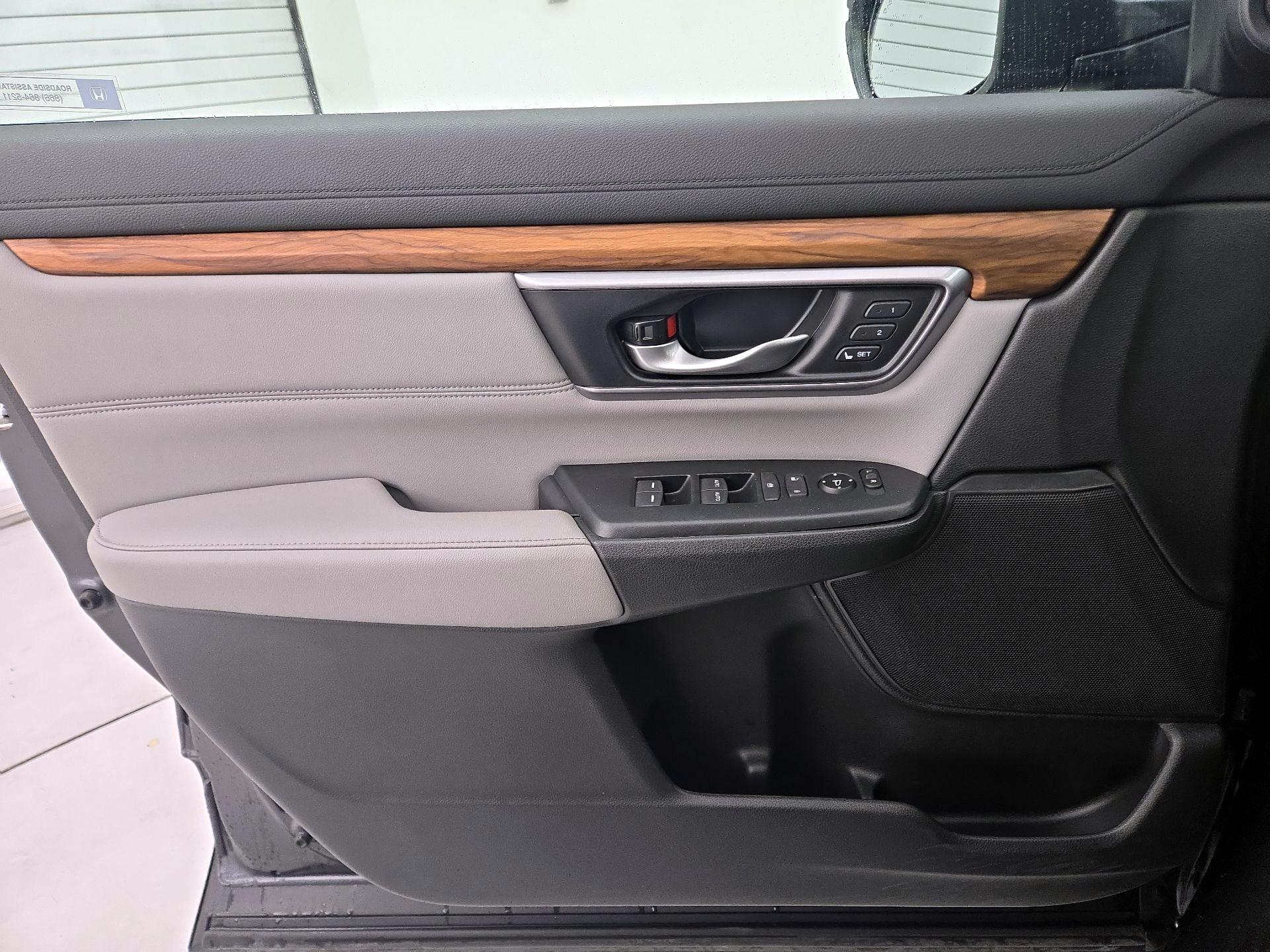 Thumbnail: 2017 Honda CR-V - 12