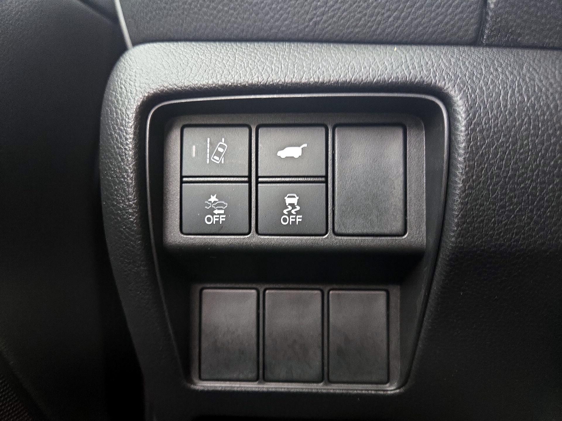 Thumbnail: 2017 Honda CR-V - 13